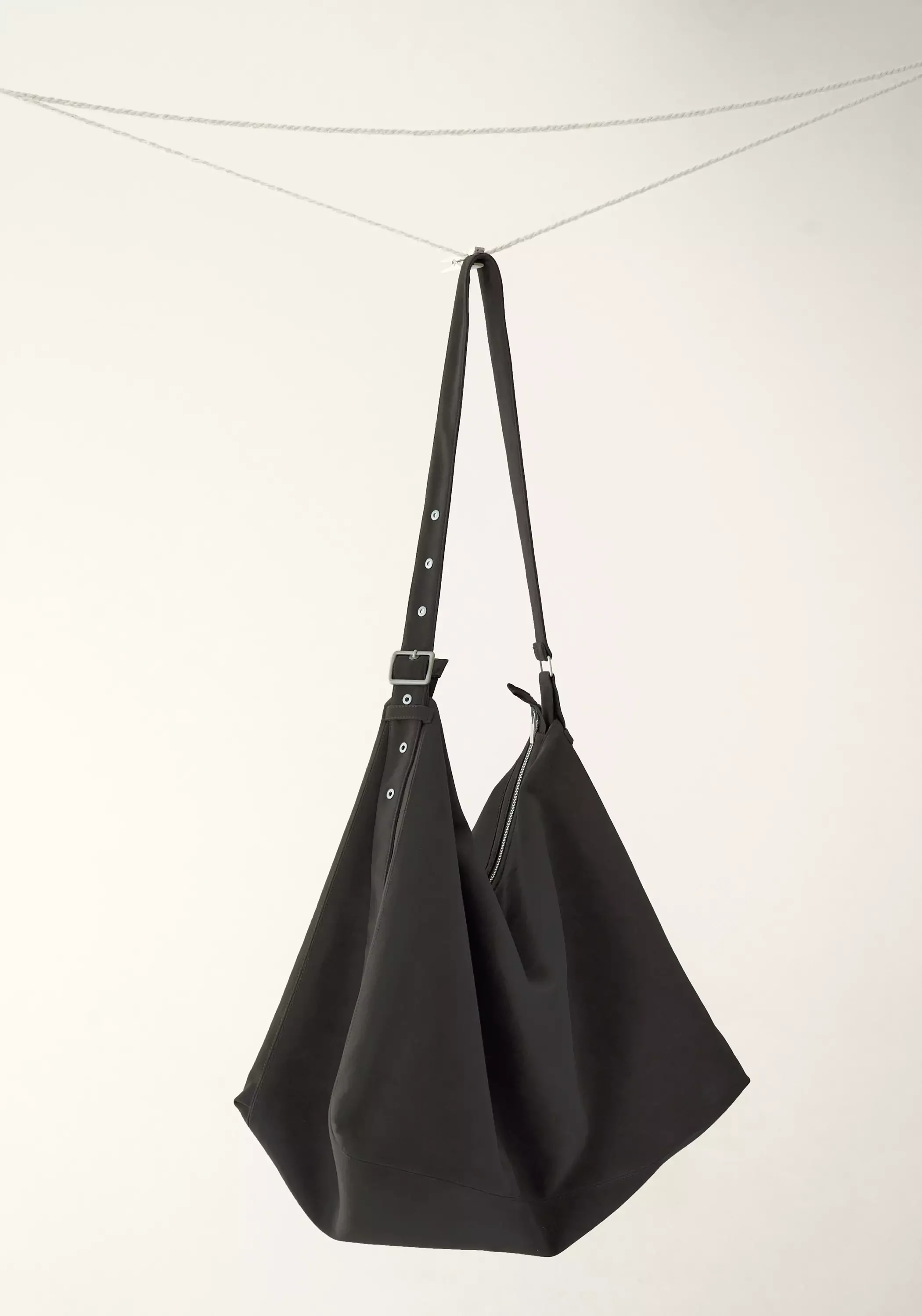 Large Belted Hobo Bag - Image 21