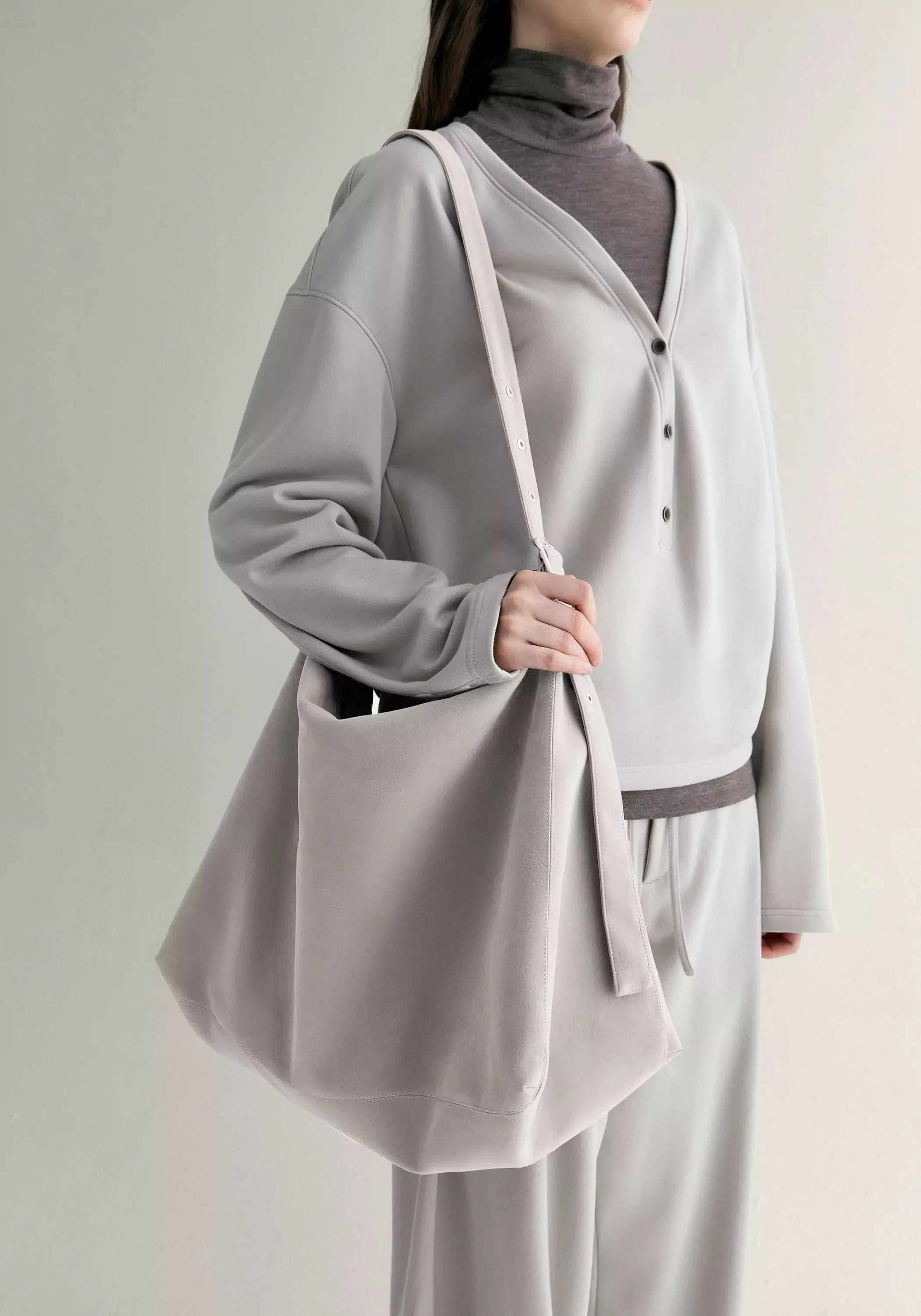 Large Belted Hobo Bag - Image 28