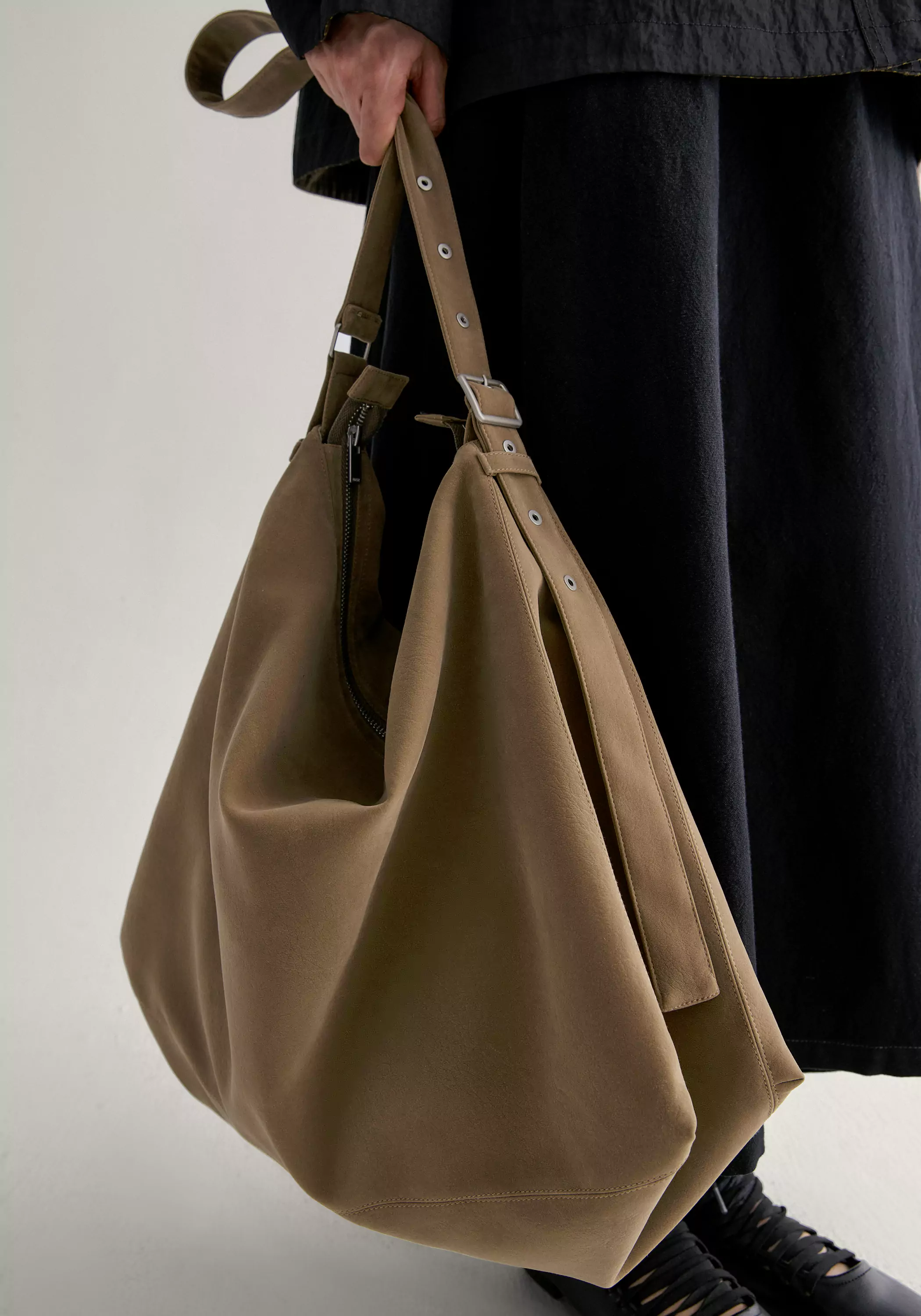 Large Belted Hobo Bag - Image 8