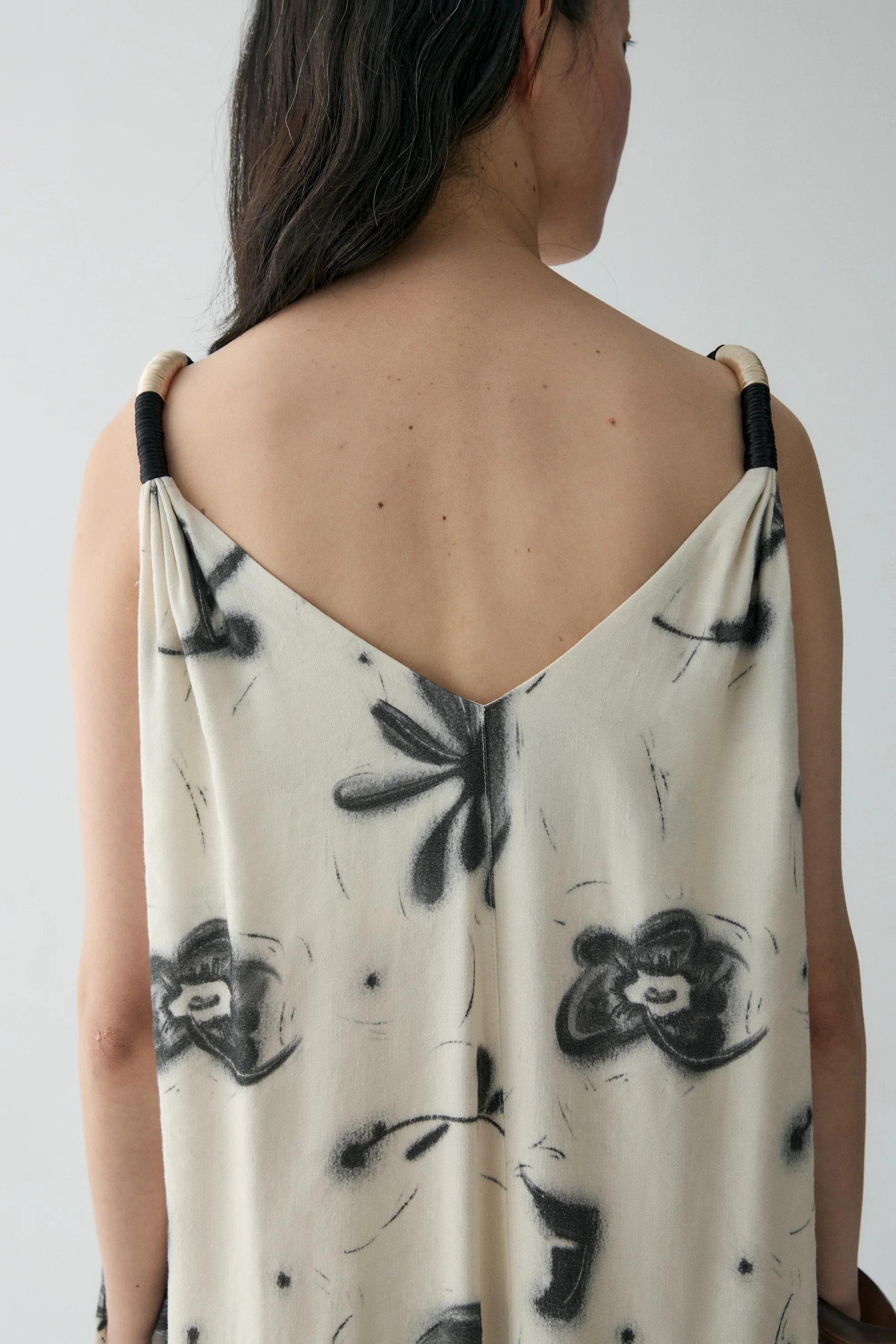 Linen Campanula-print Dress - Image 10