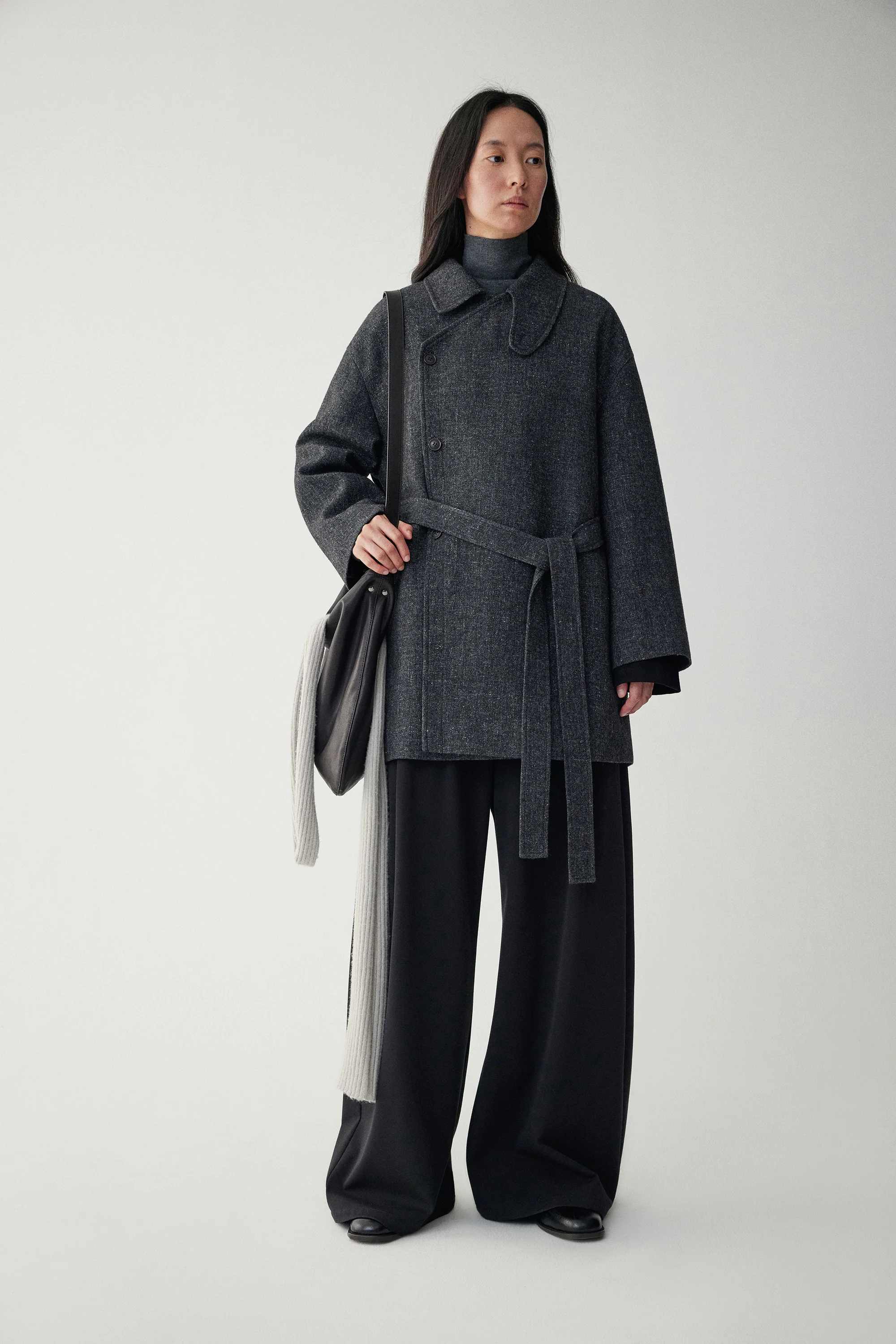 Linen-Wool Blend Trench Coat - Image 13