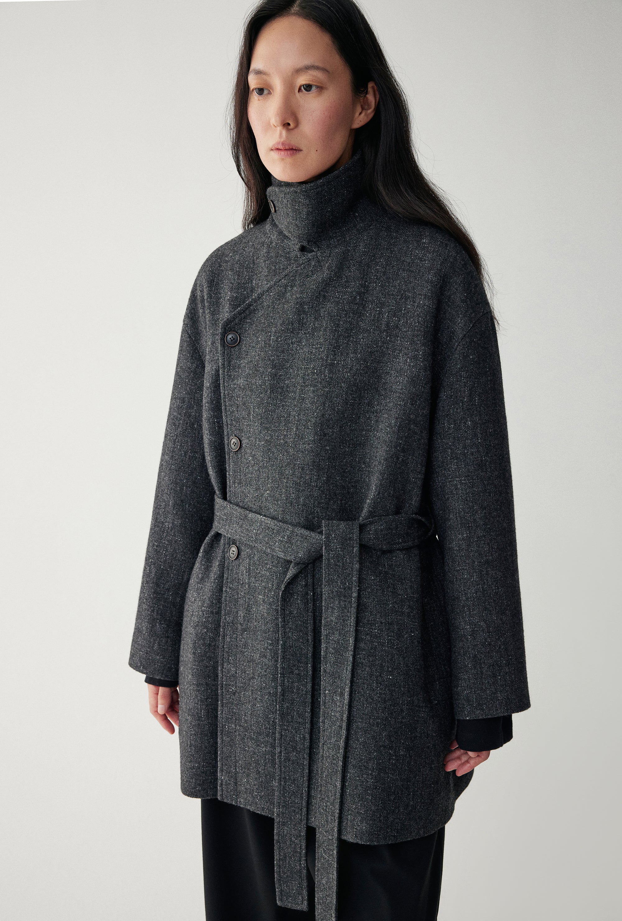 Linen-Wool Blend Trench Coat - Image 15