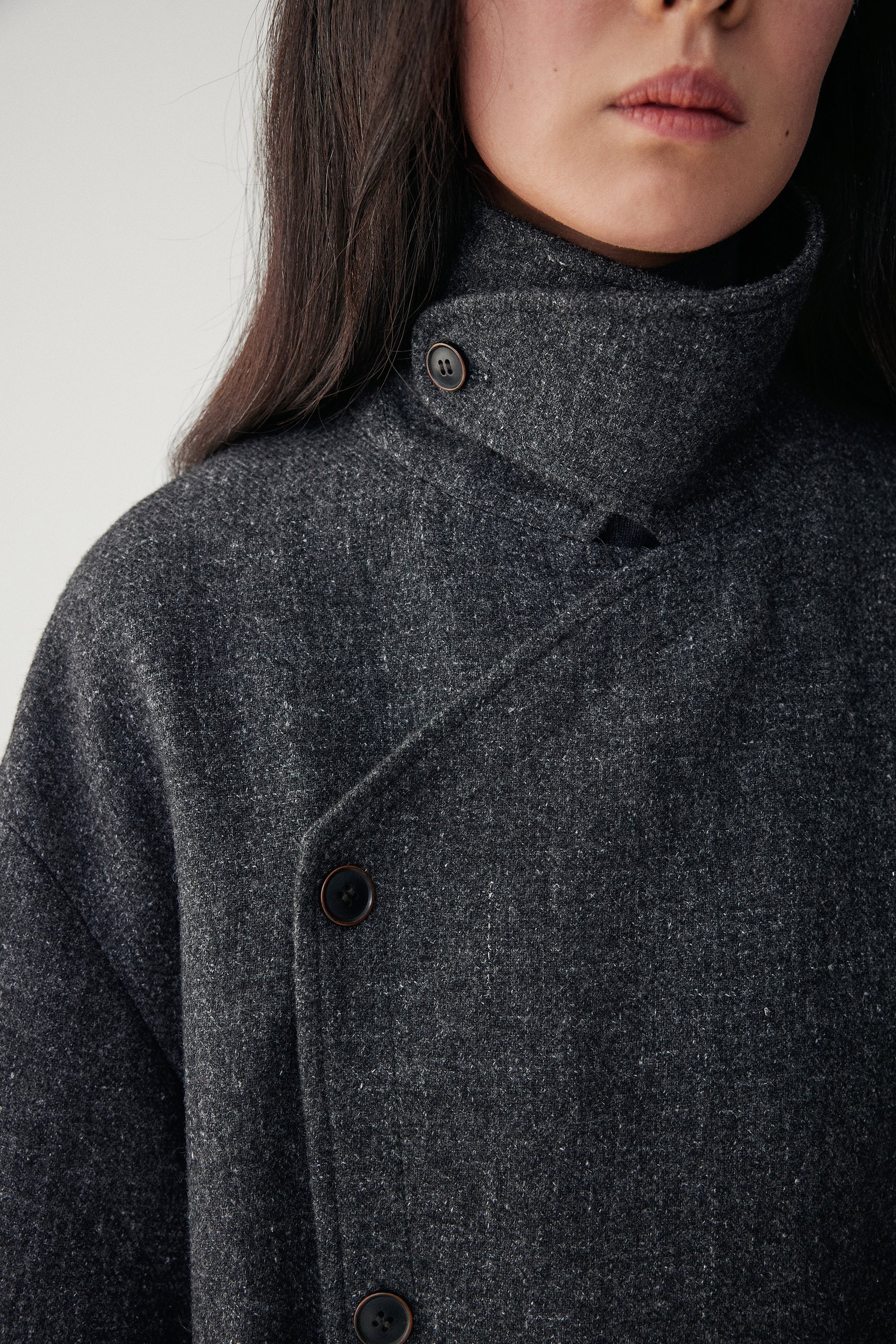 Linen-Wool Blend Trench Coat - Image 17