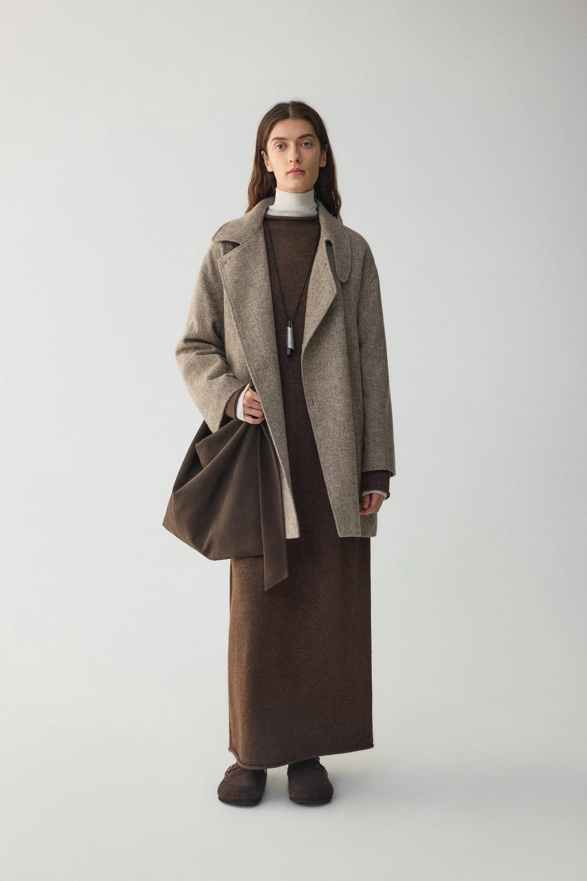 Linen-Wool Blend Trench Coat - Image 4