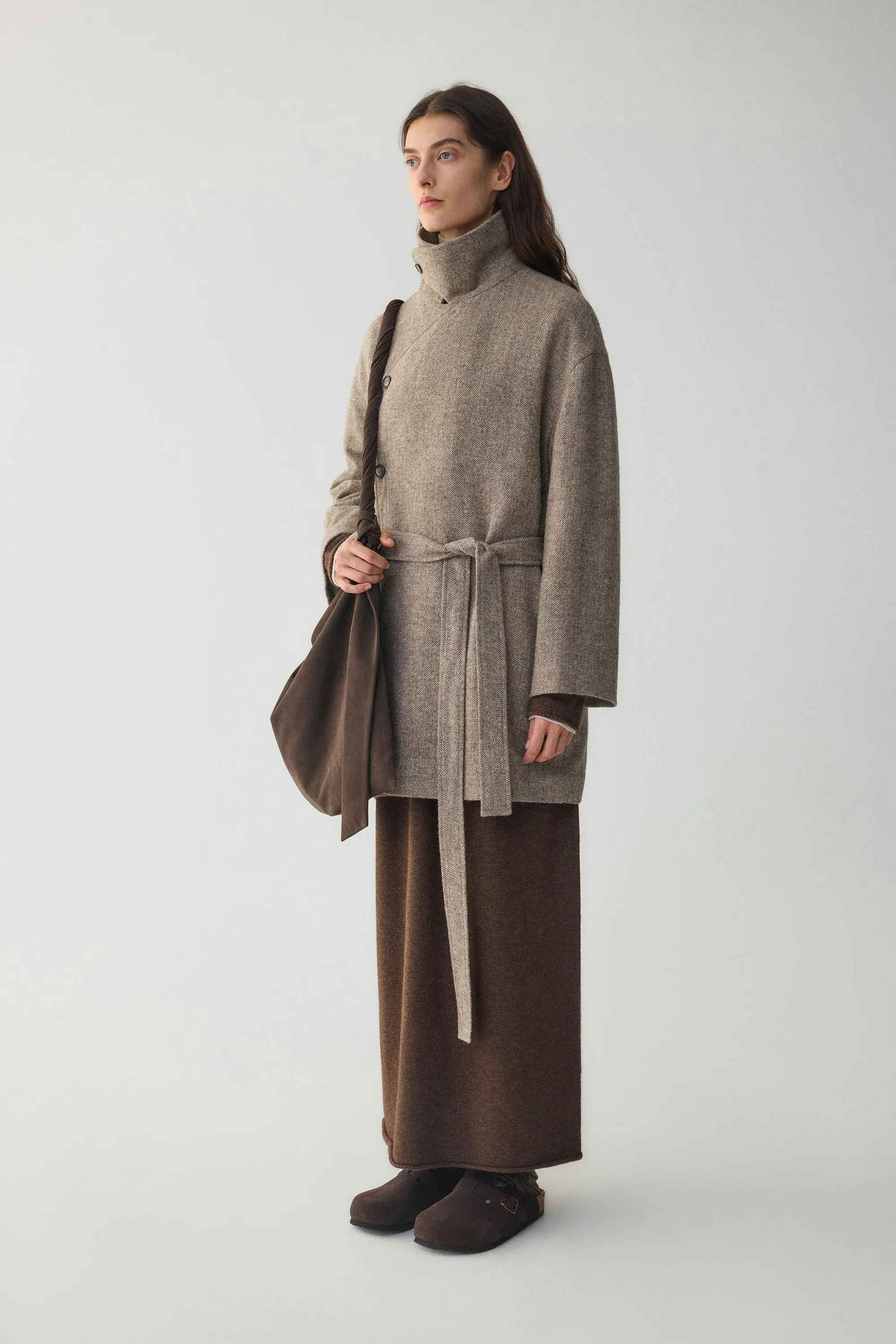 Linen-Wool Blend Trench Coat - Image 5