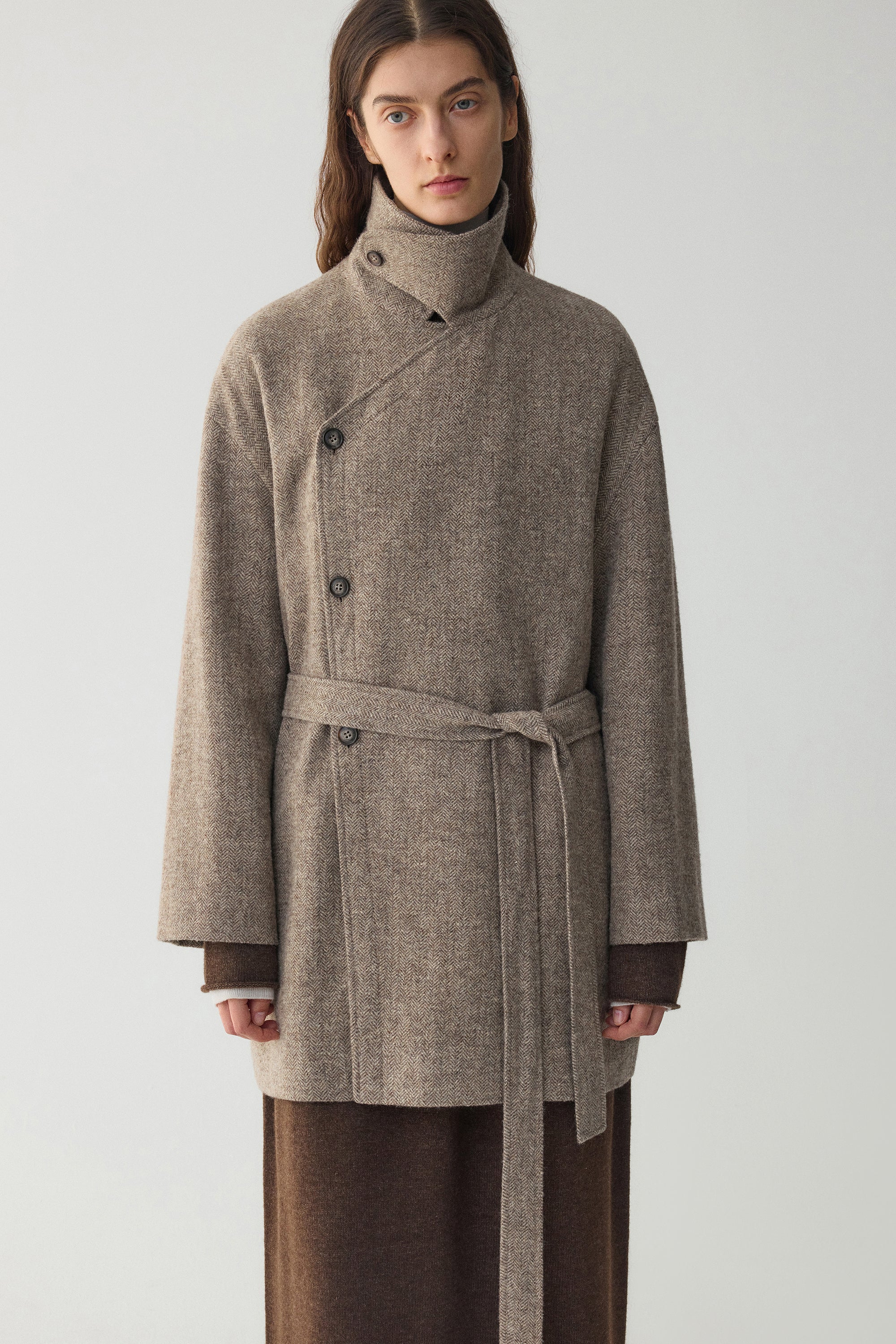 Linen-Wool Blend Trench Coat - Image 7