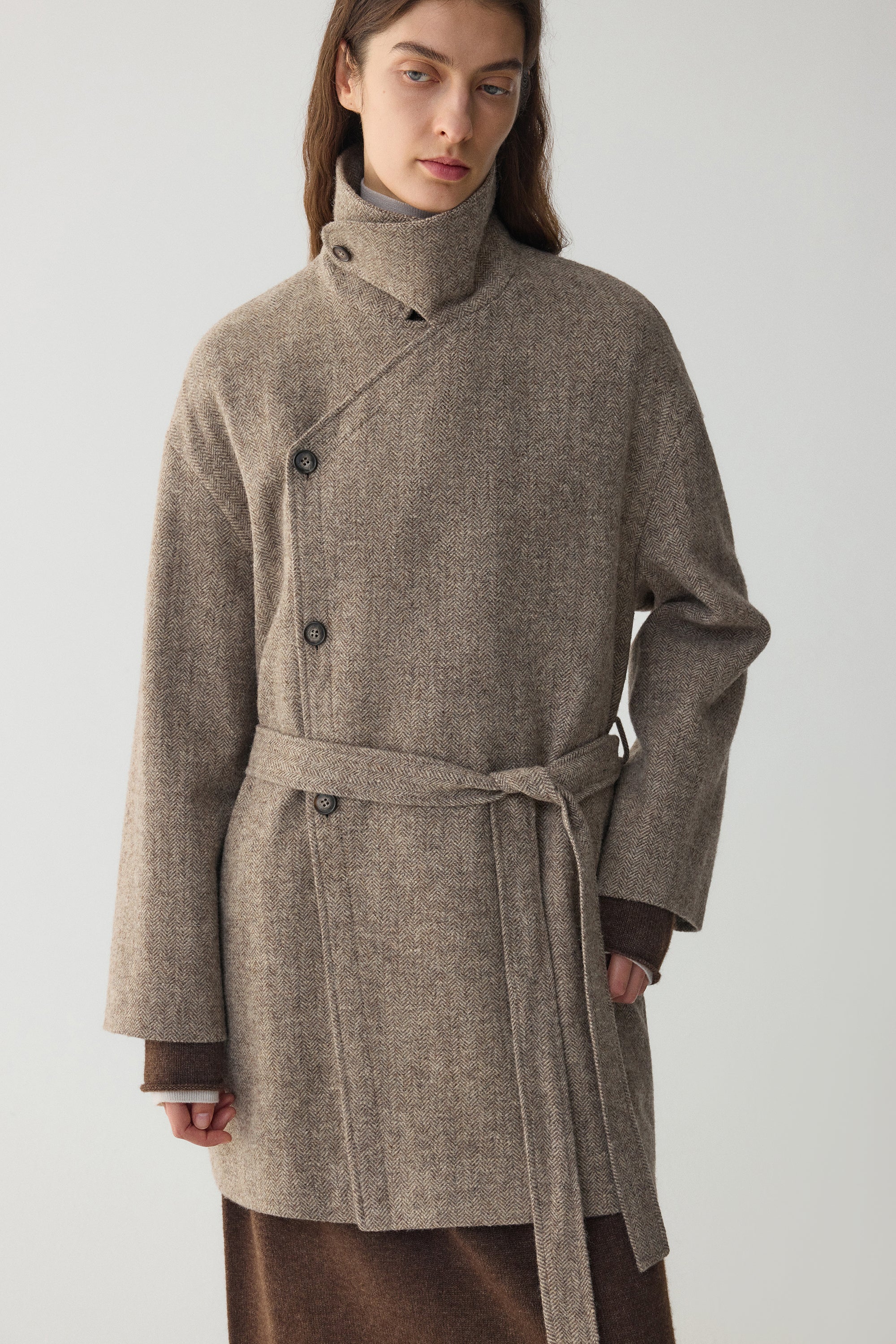 Linen-Wool Blend Trench Coat - Image 8