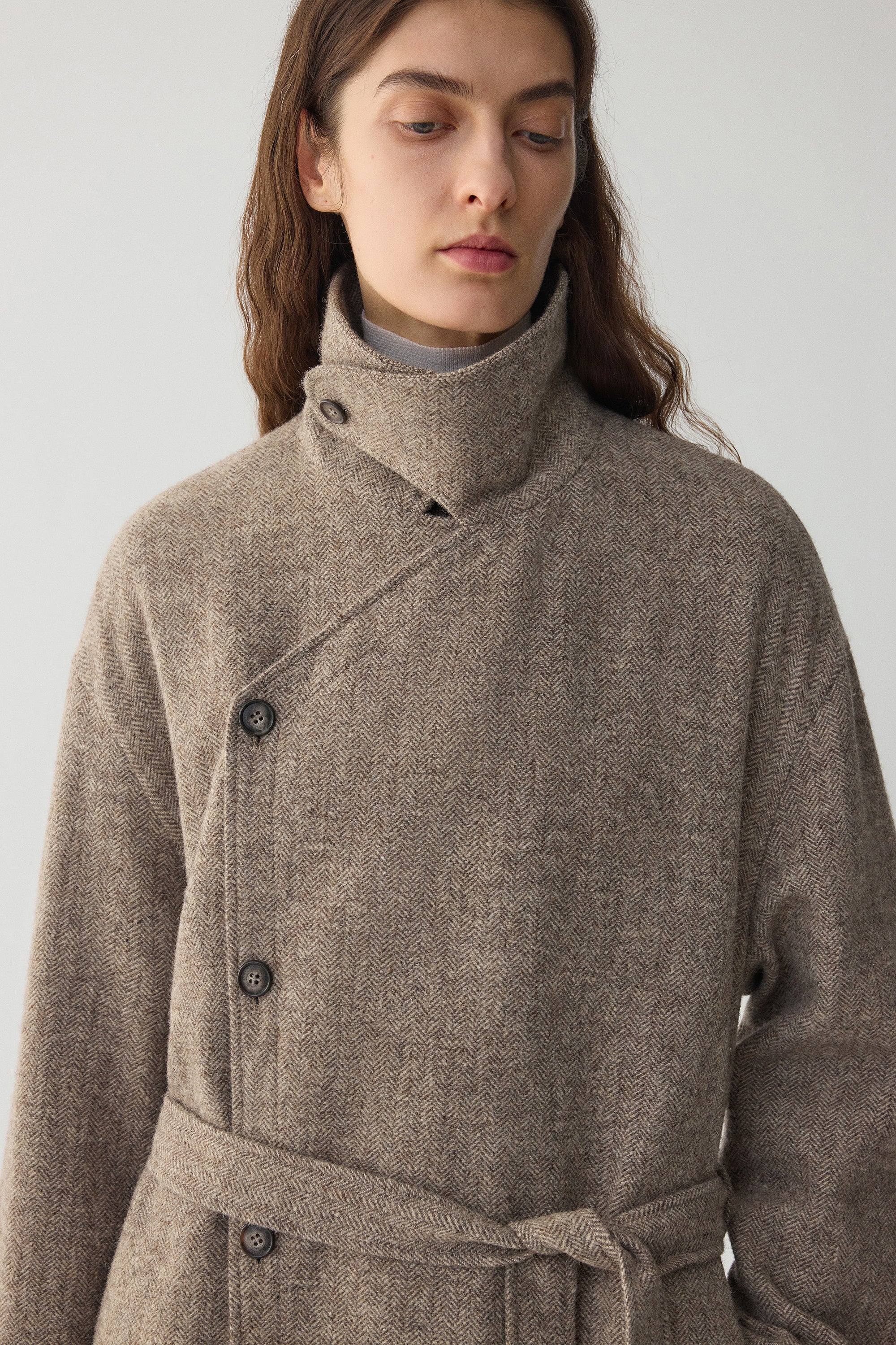 Linen-Wool Blend Trench Coat - Image 9