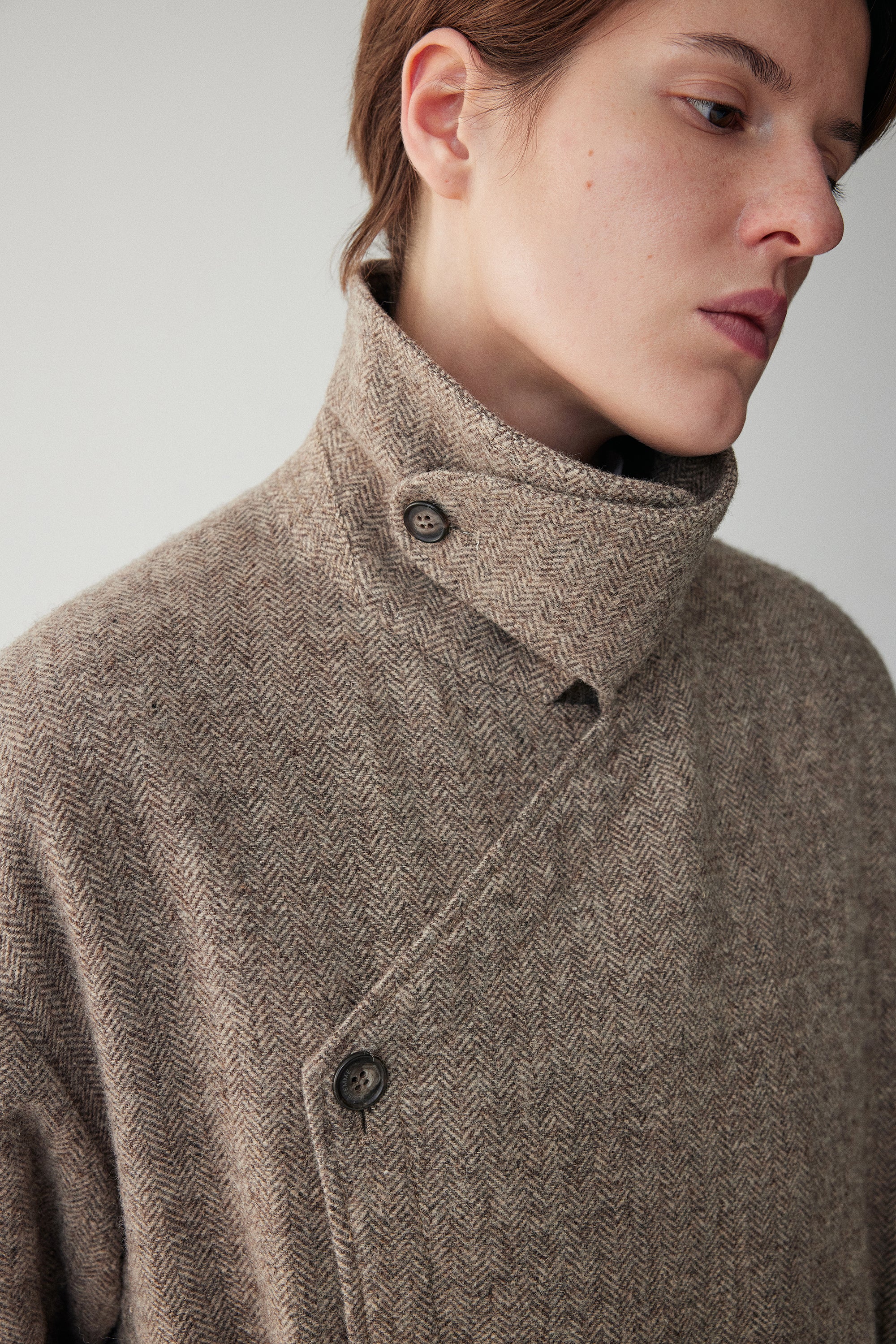 Linen-Wool Blend Trench Coat - Image 10