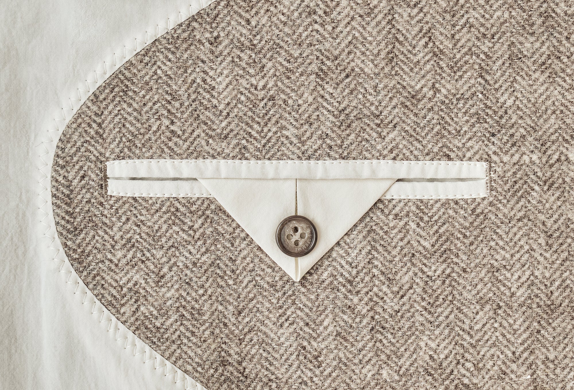 Linen-Wool Blend Trench Coat - Image 12
