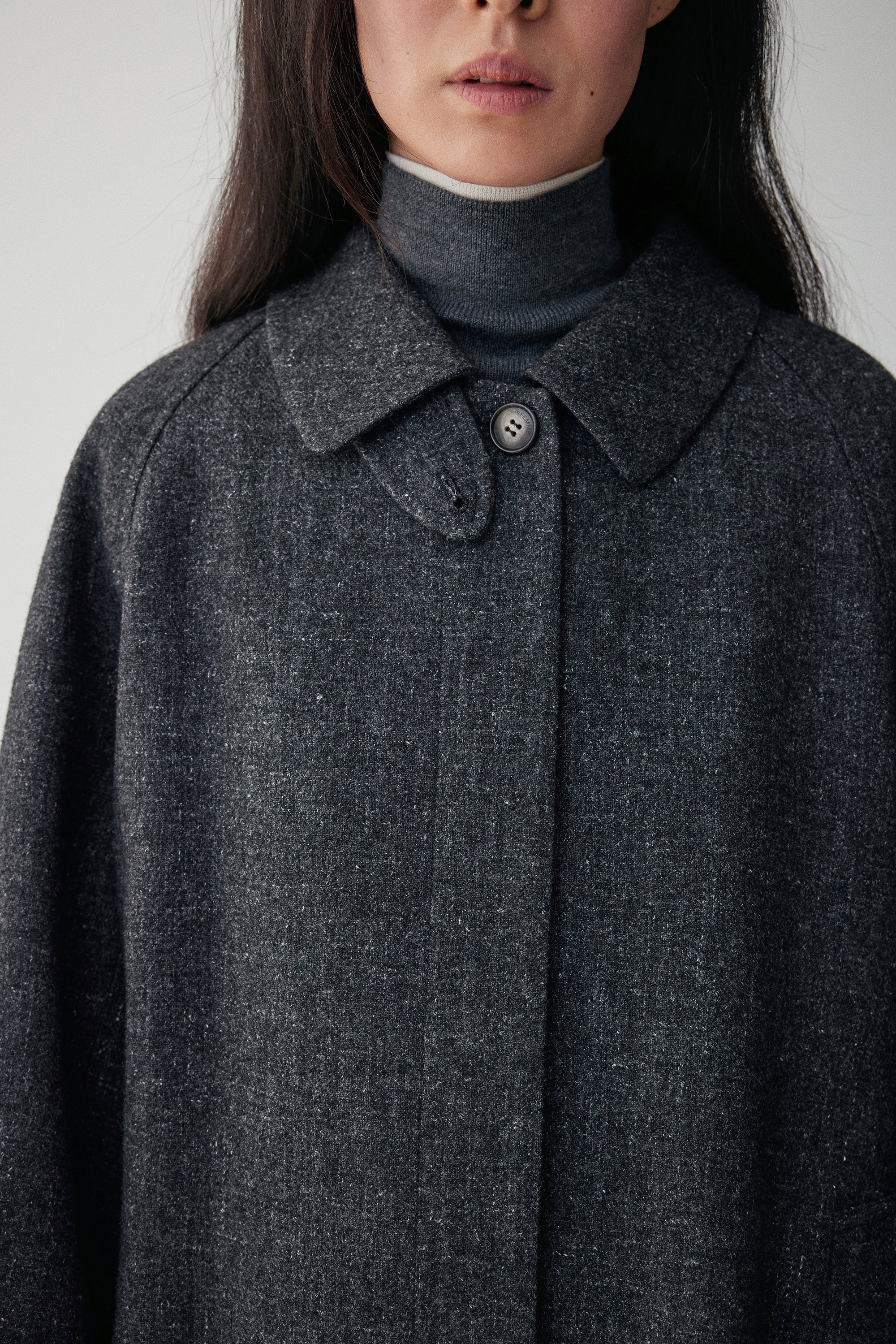 Linen-Wool Blend Trench Coat - Image 9