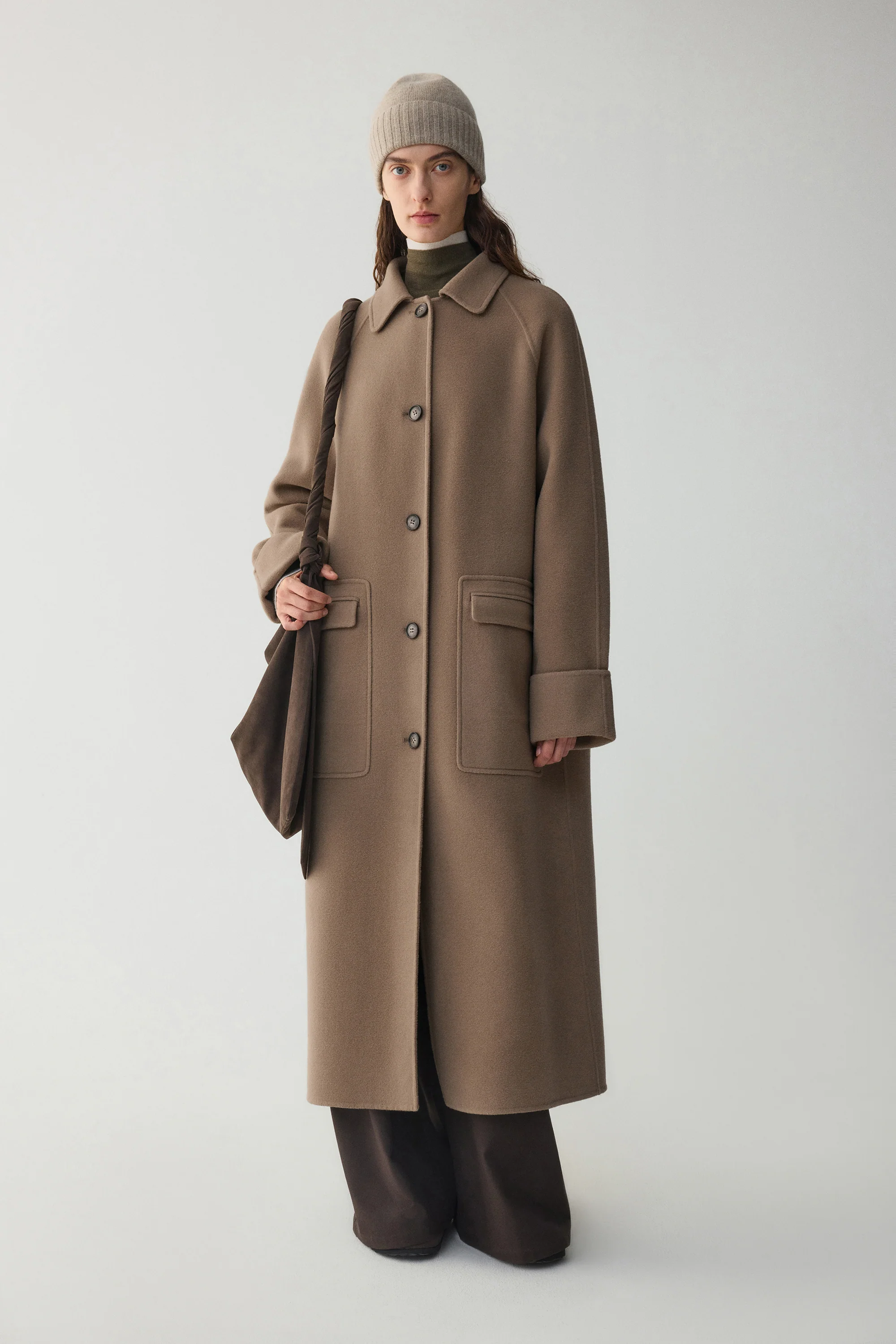 Long Cashmere Coat - Image 12