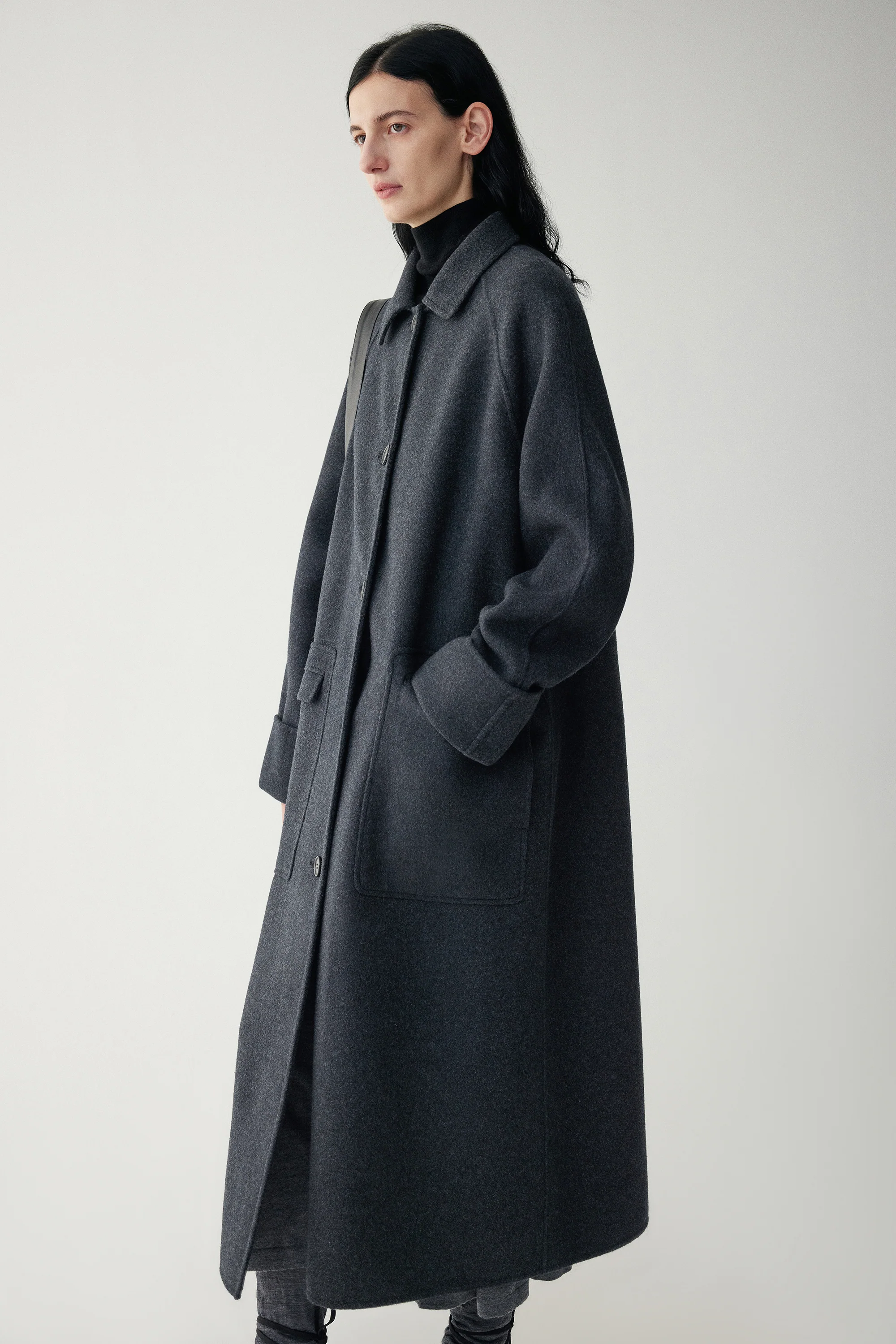 Long Cashmere Coat - Image 9