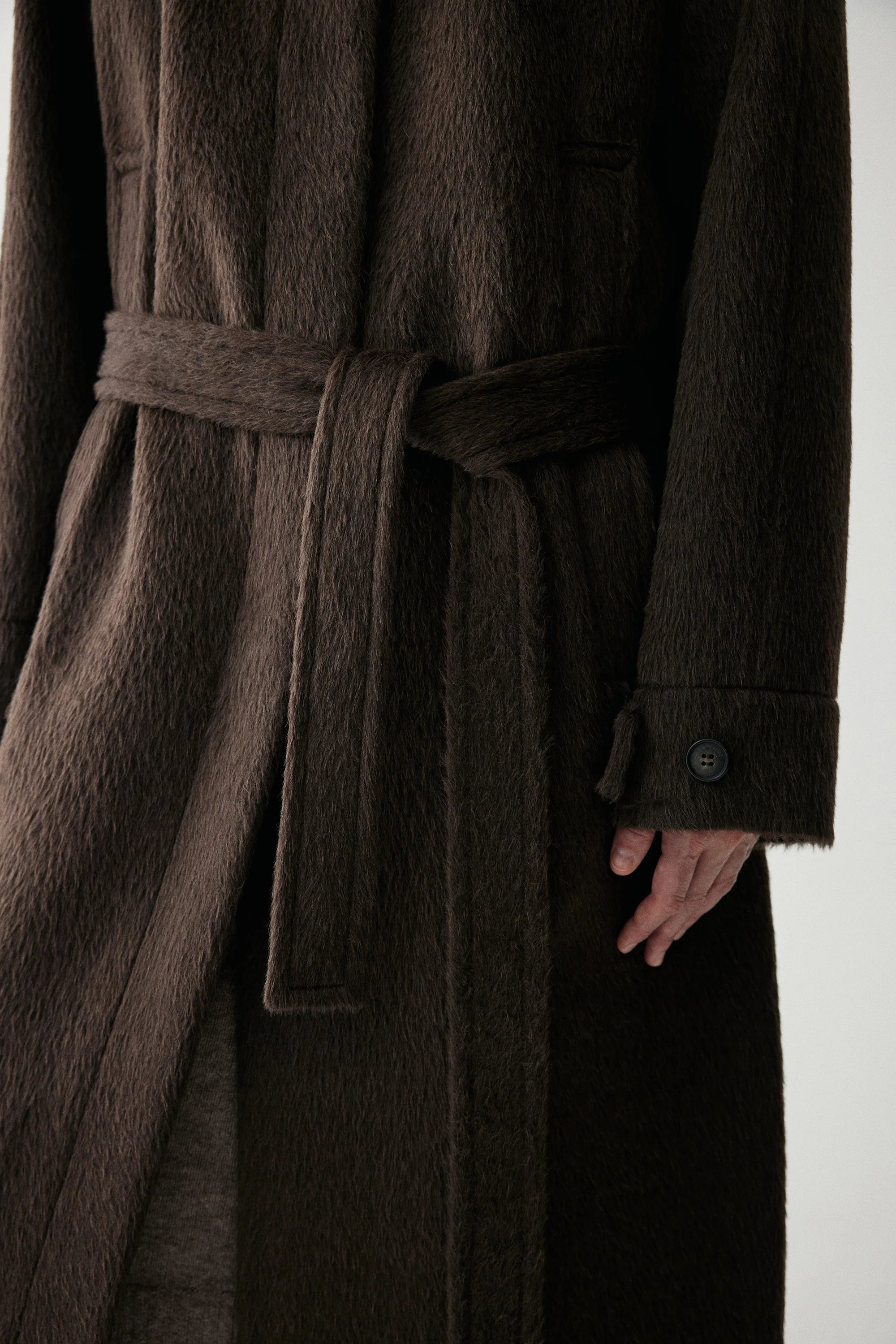 Long Suri Alpaca Wool Coat - Image 10