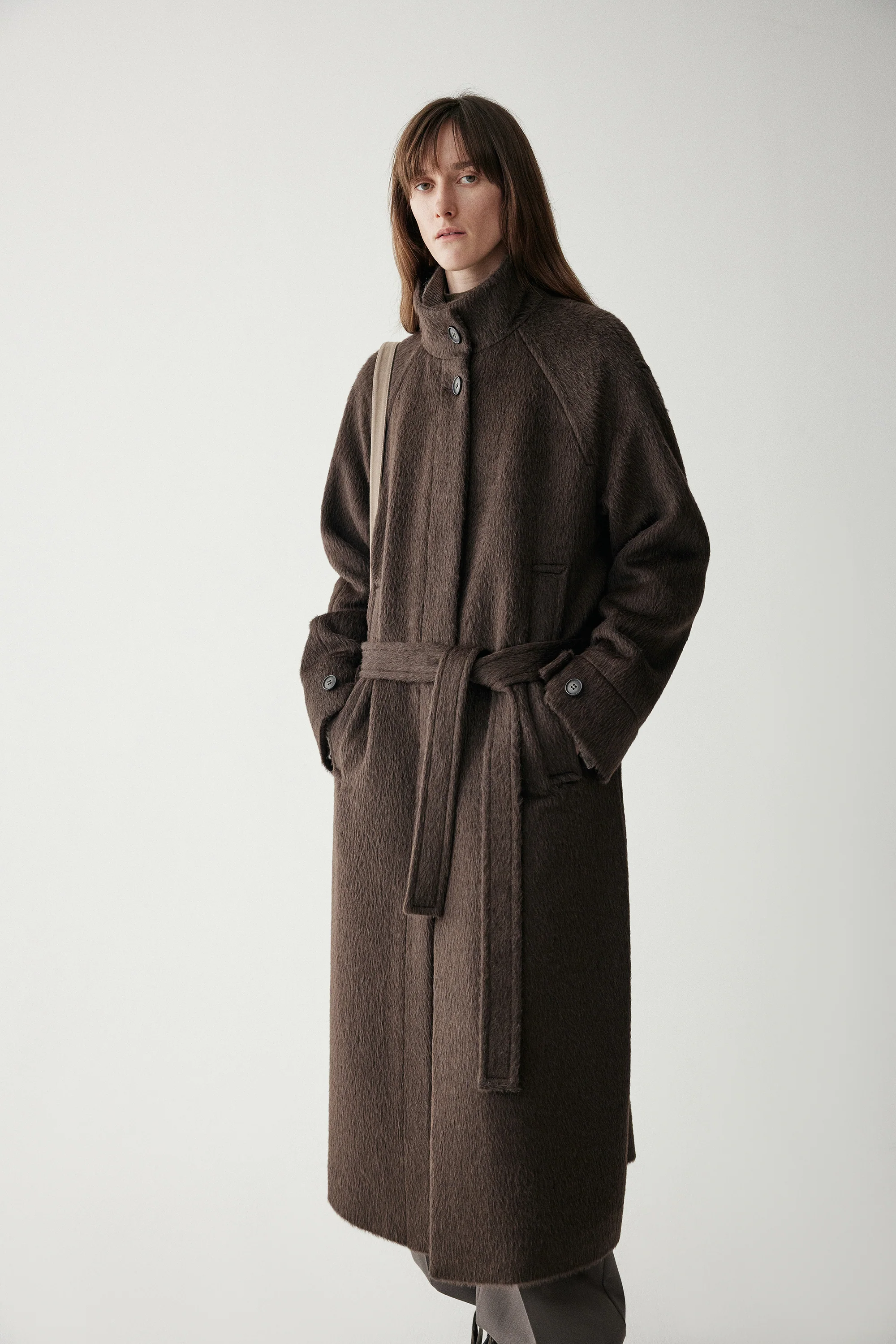 Long Suri Alpaca Wool Coat - Image 7