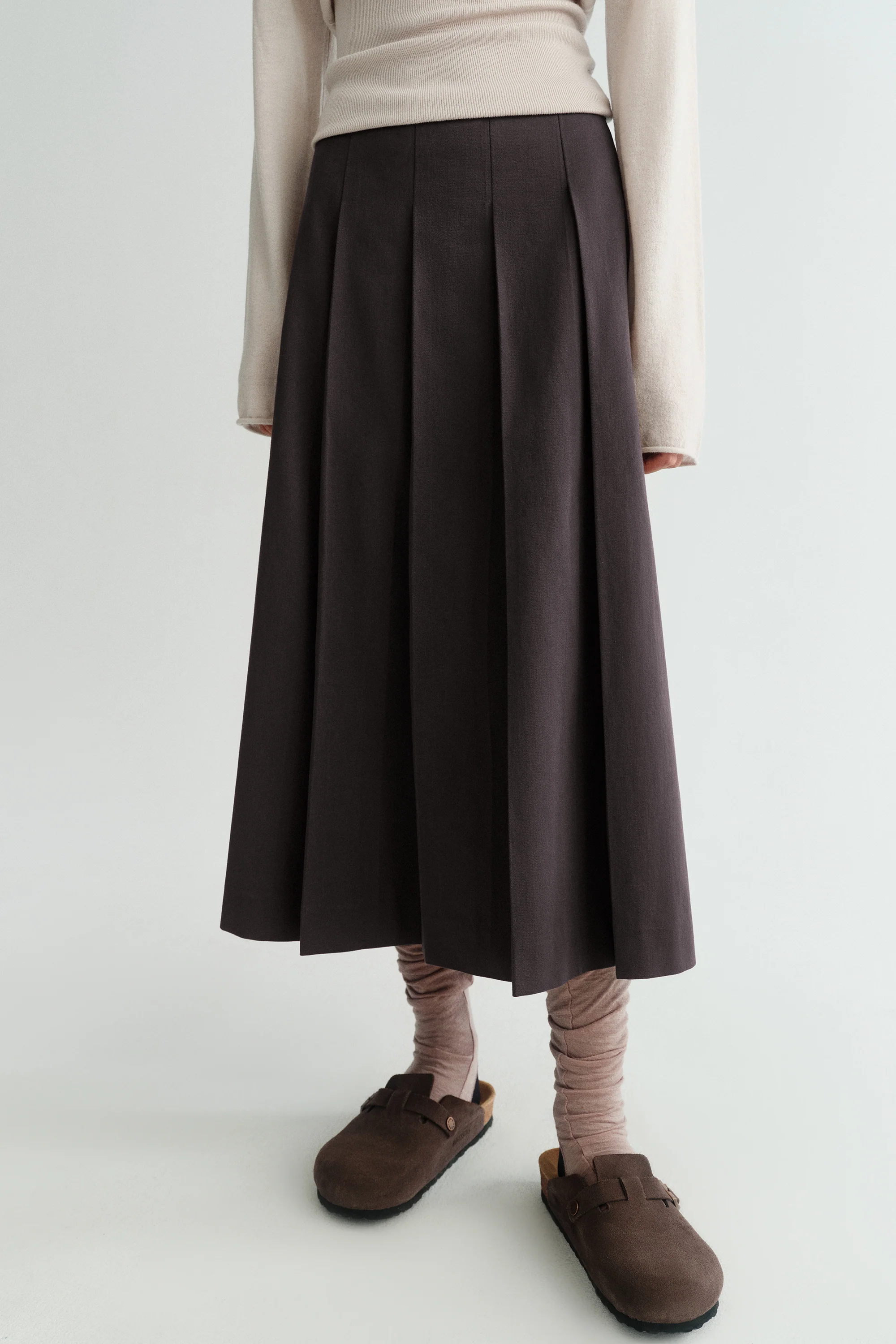 Pleated A-line Midi Skirt - Image 15