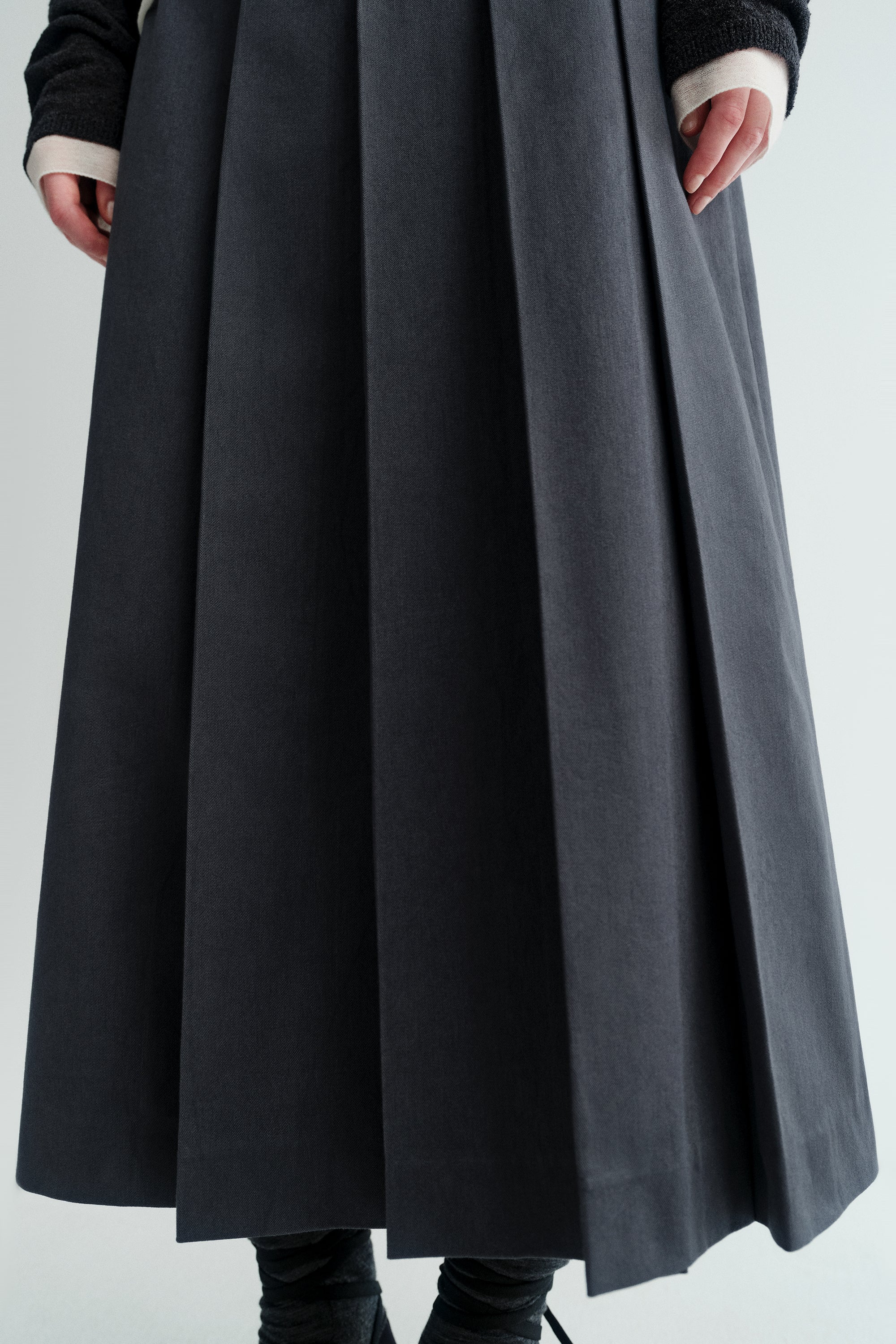 Pleated A-line Midi Skirt - Image 9