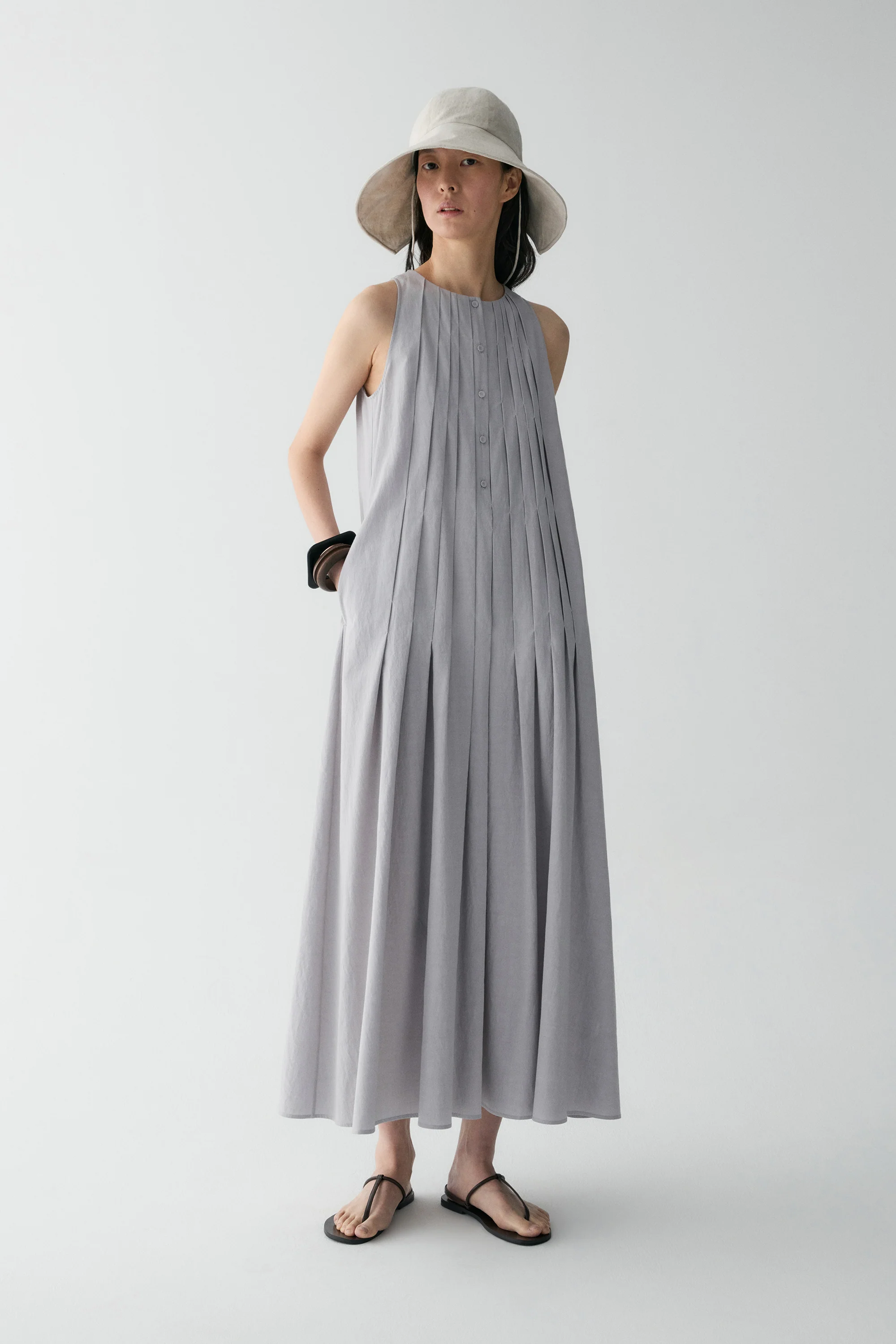 Pleated Sleeveless Dress - Image 15