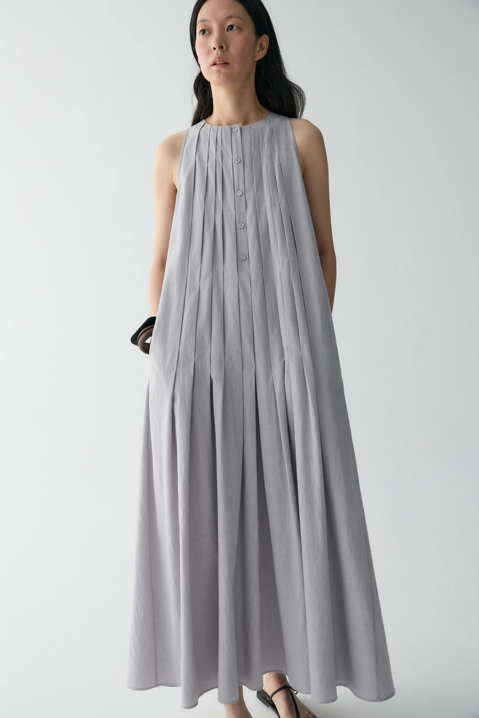 Pleated Sleeveless Dress - Image 18