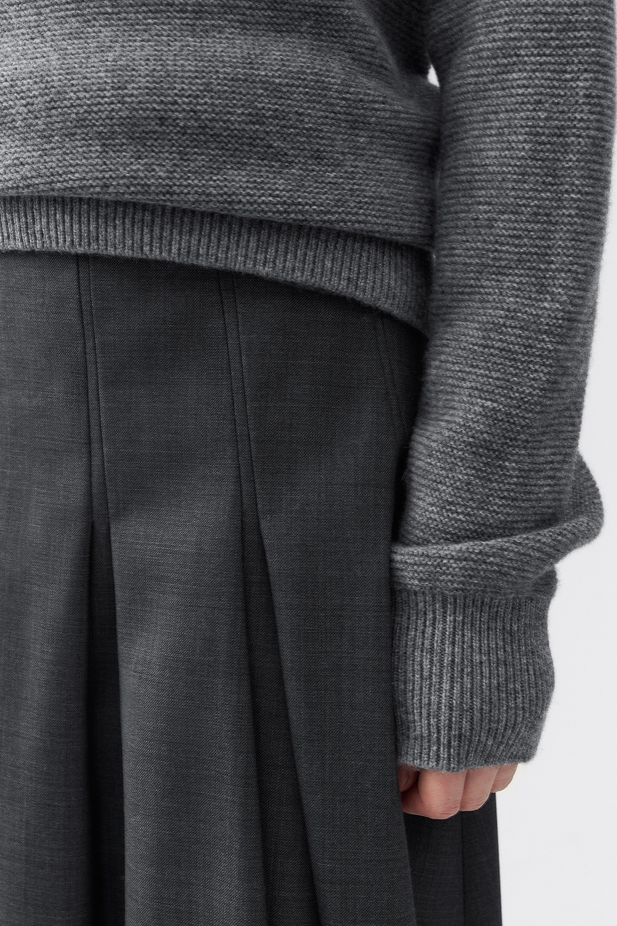 Pleated Wool Midi Skirt - Image 11
