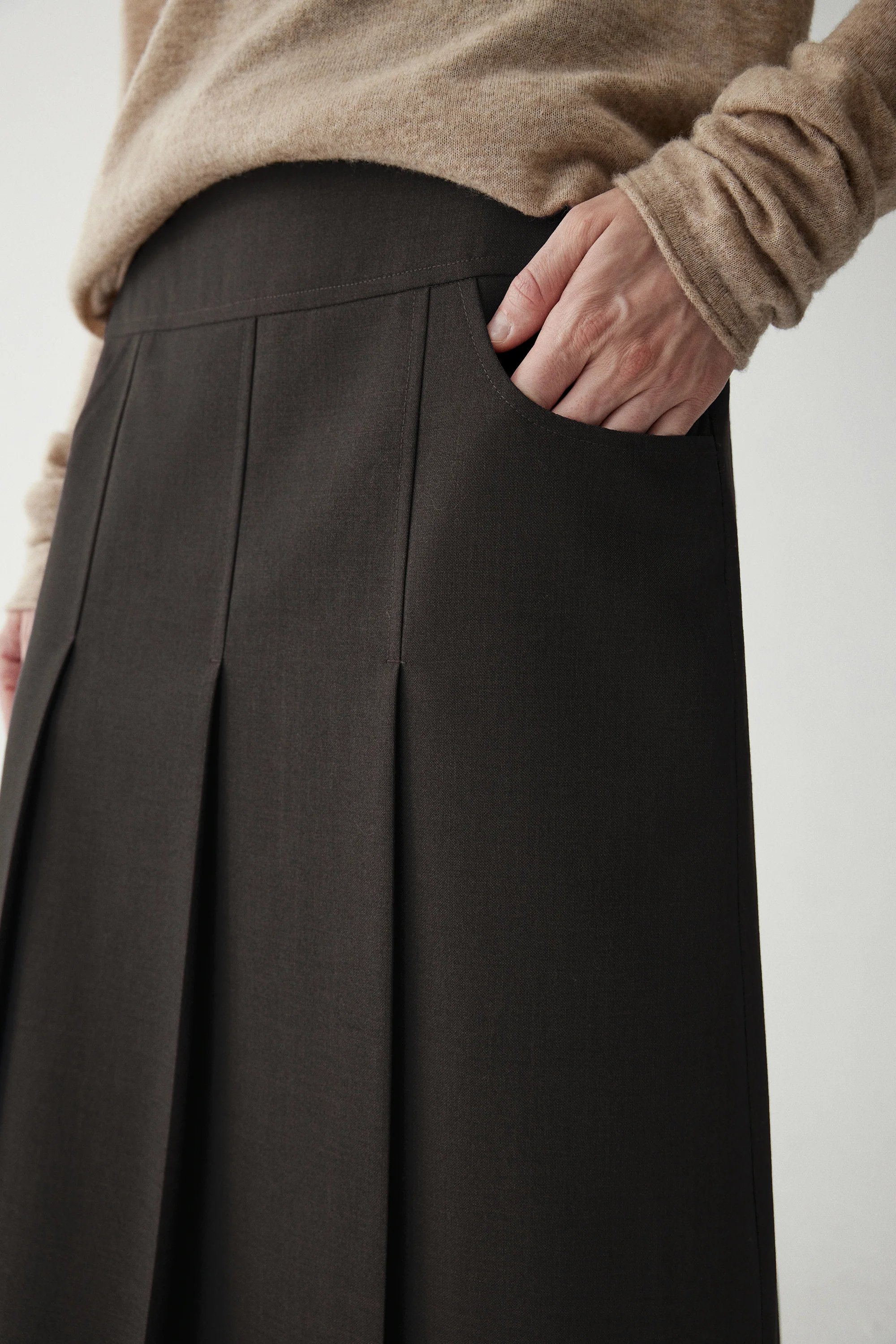 Pleated Wool Midi Skirt - Image 7