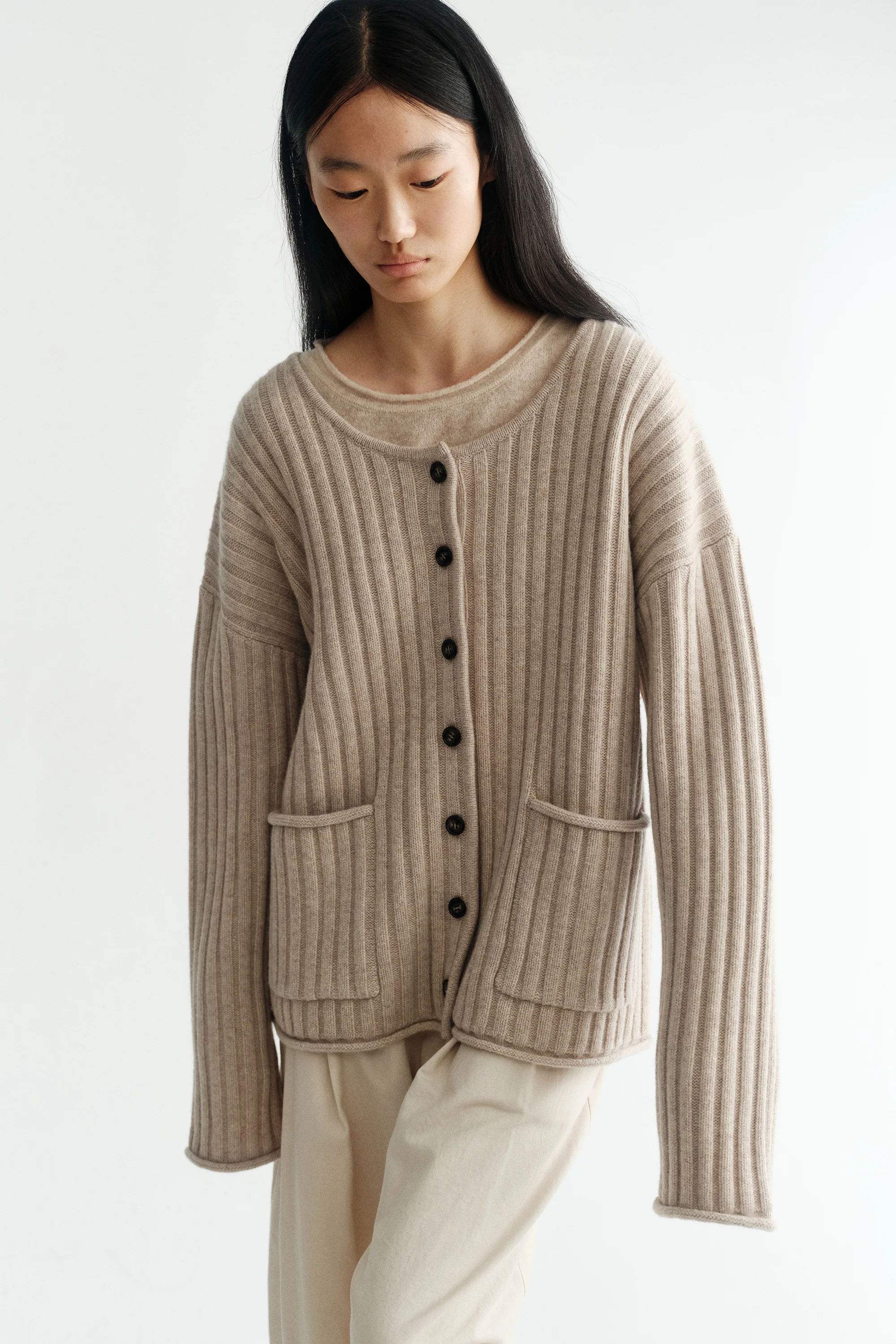 Relaxed Ribbed Wool Cardigan - Image 12