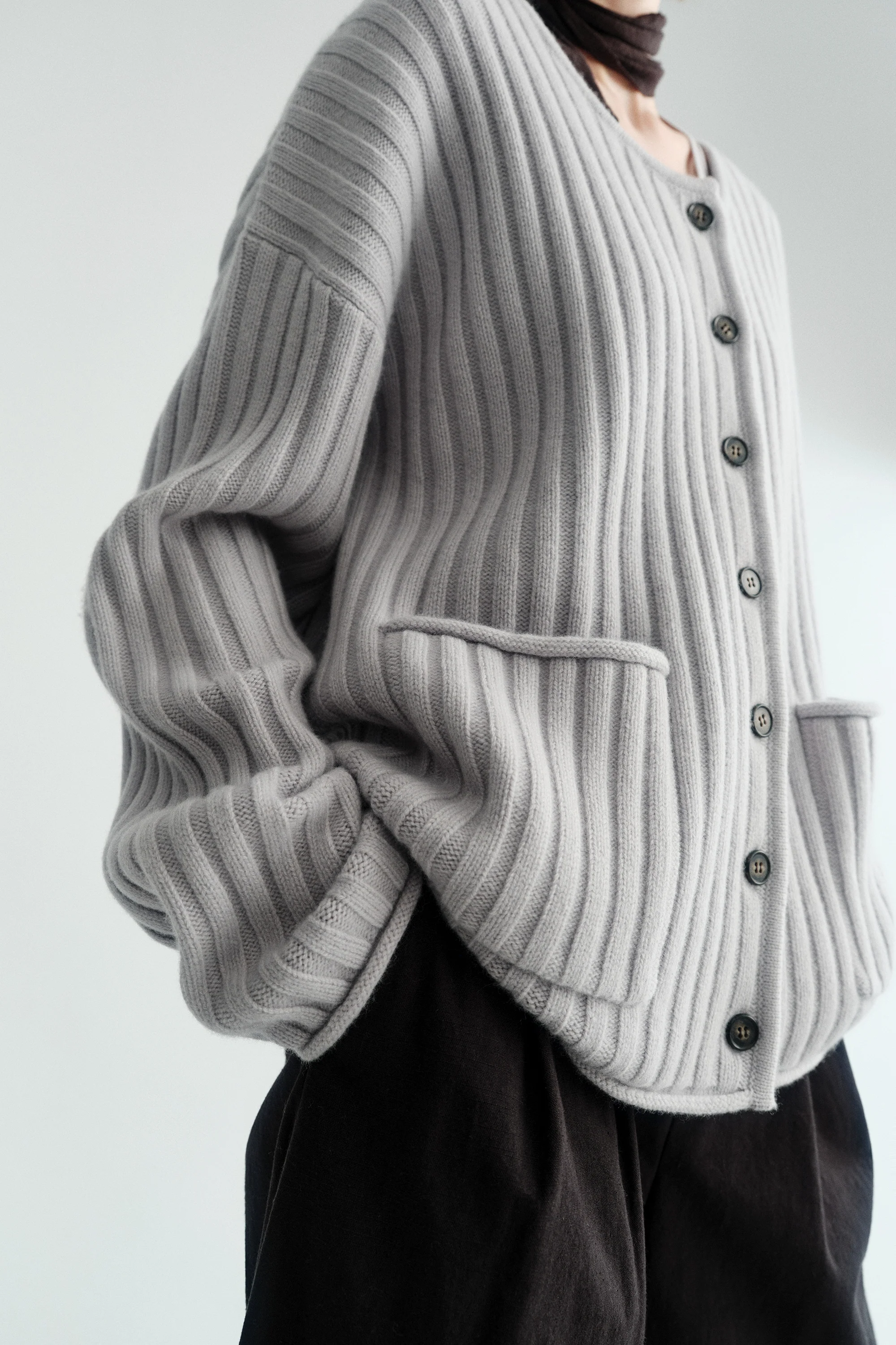 Relaxed Ribbed Wool Cardigan - Image 8