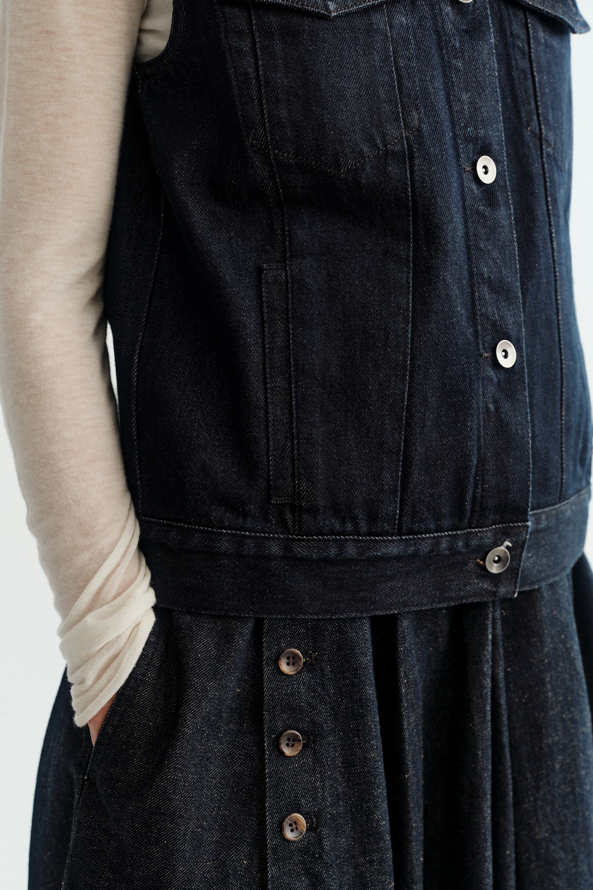 Retro Denim Vest - Image 13