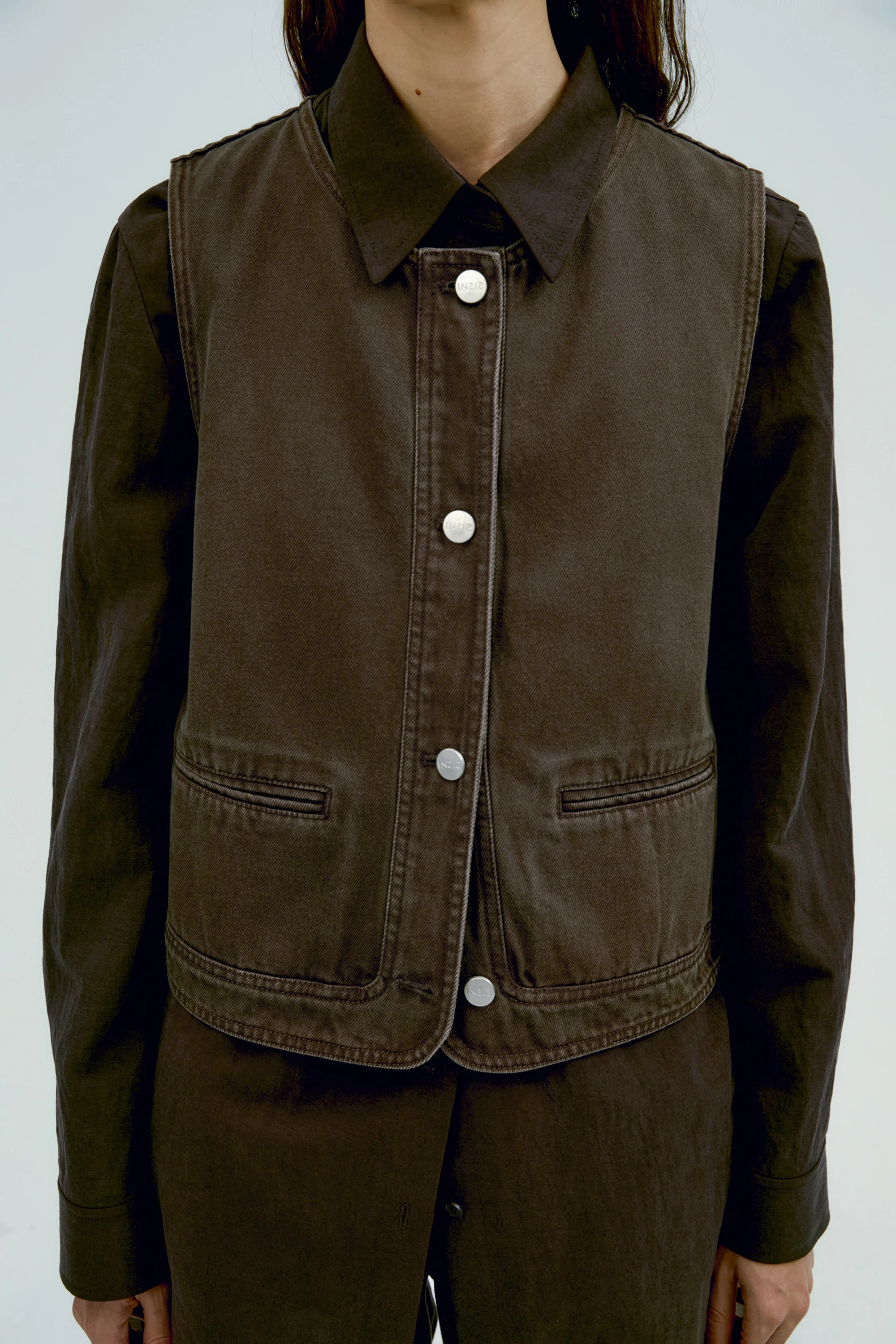 Short Denim Vest - Image 15