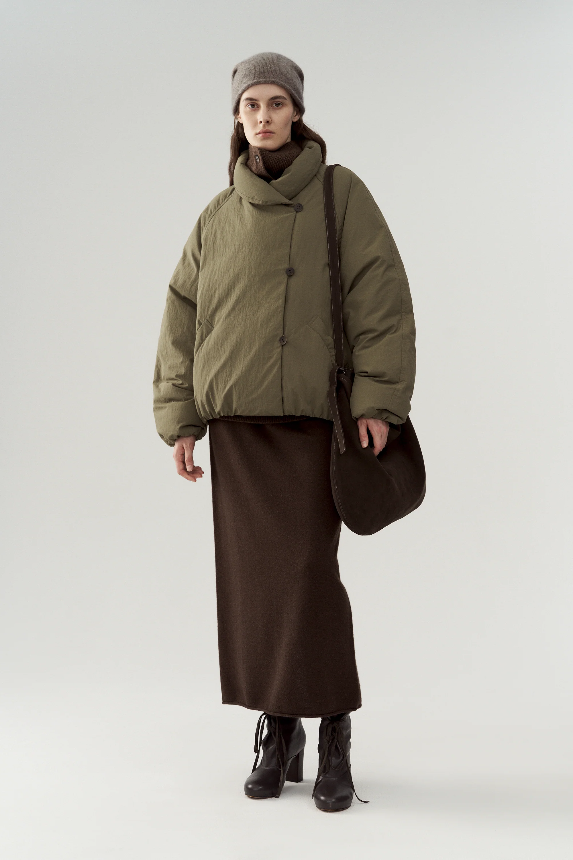 Short Down Jacket with Bagel Collar - Image 10