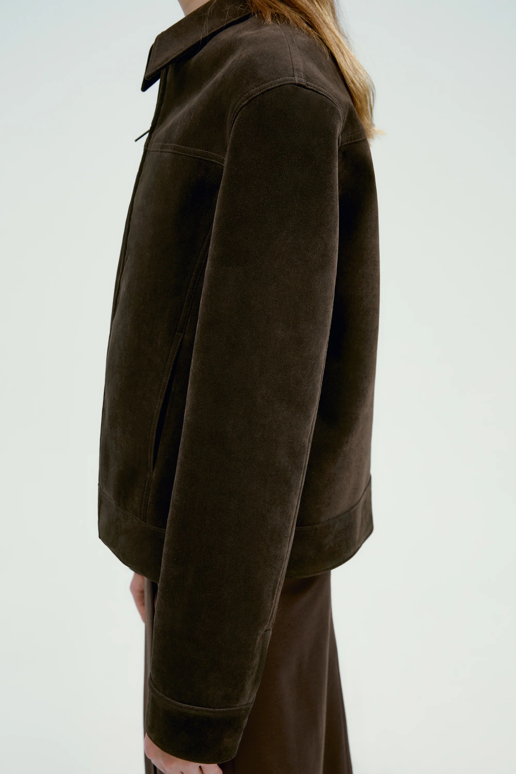 Short Suede Jacket - Image 16