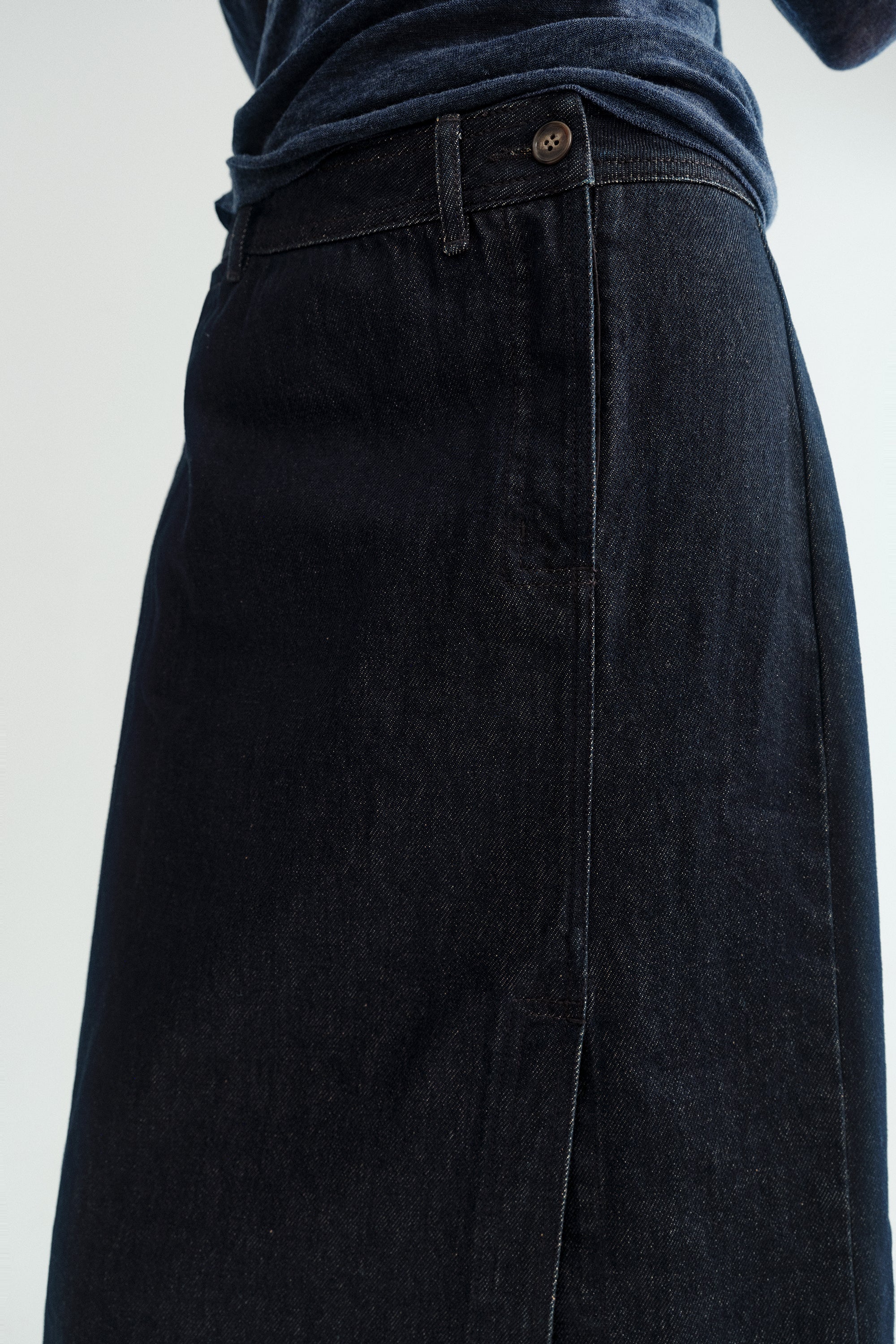 Side-slit Denim Midi Skirt - Image 19