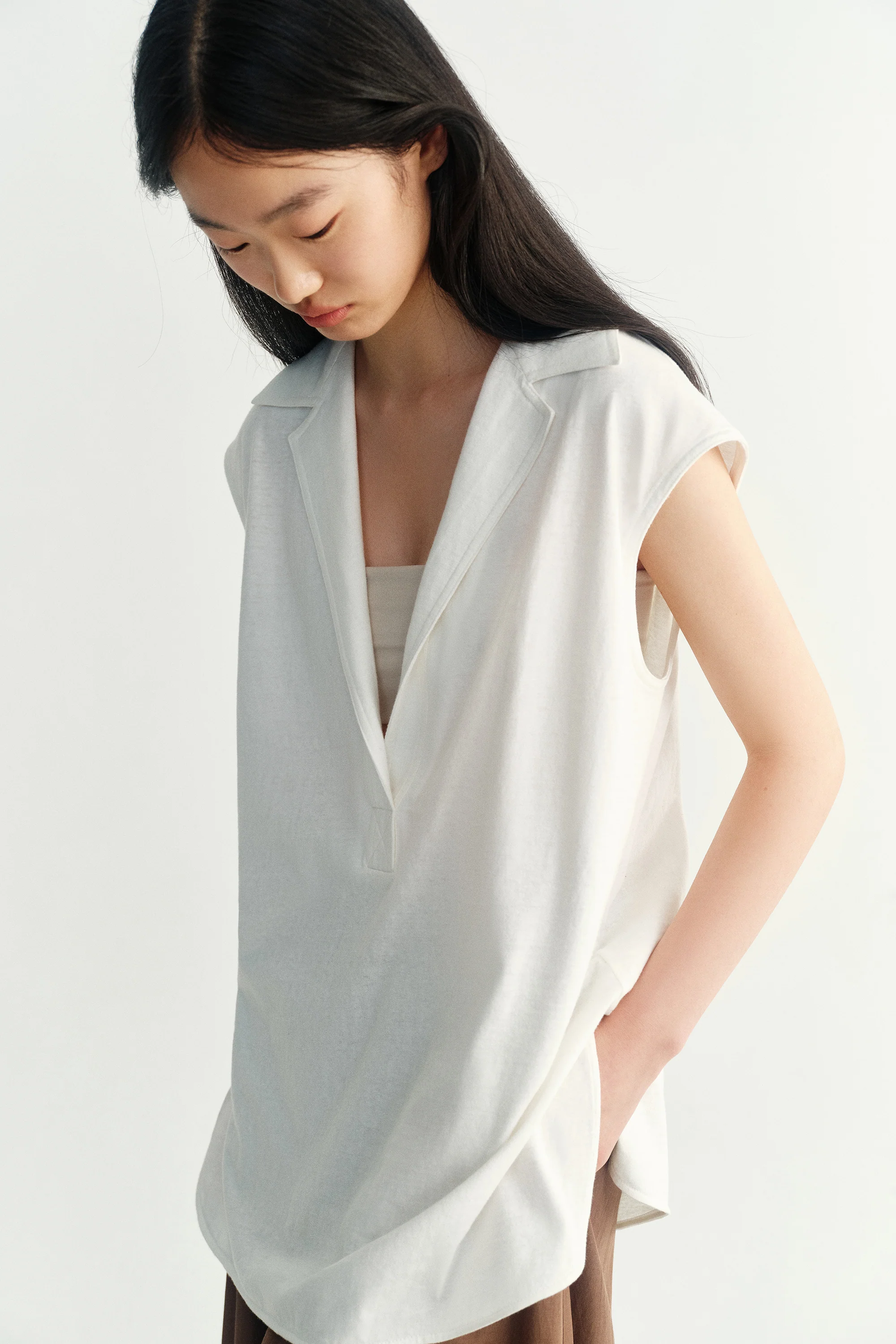 Sleeveless Cotton Vest - Image 7