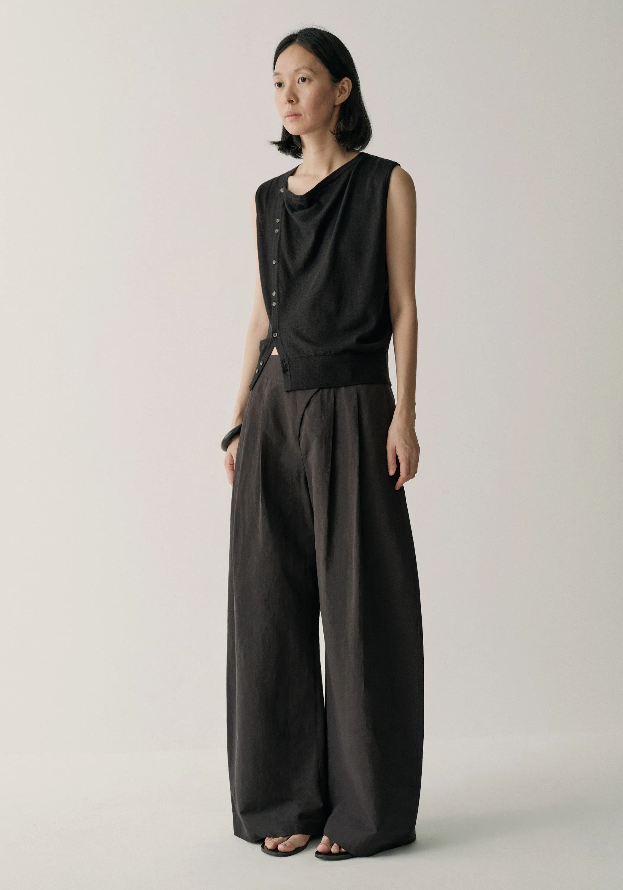 Sleeveless Hemp-cotton Top - Image 4