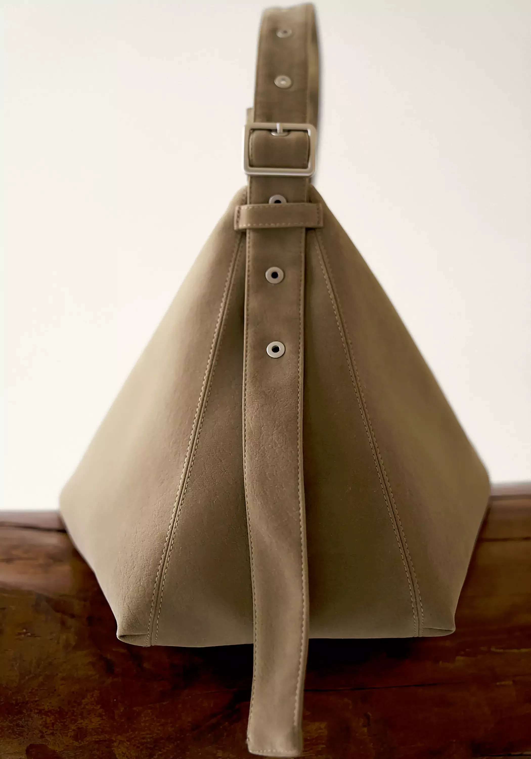 Small Belted Hobo Bag - Image 10