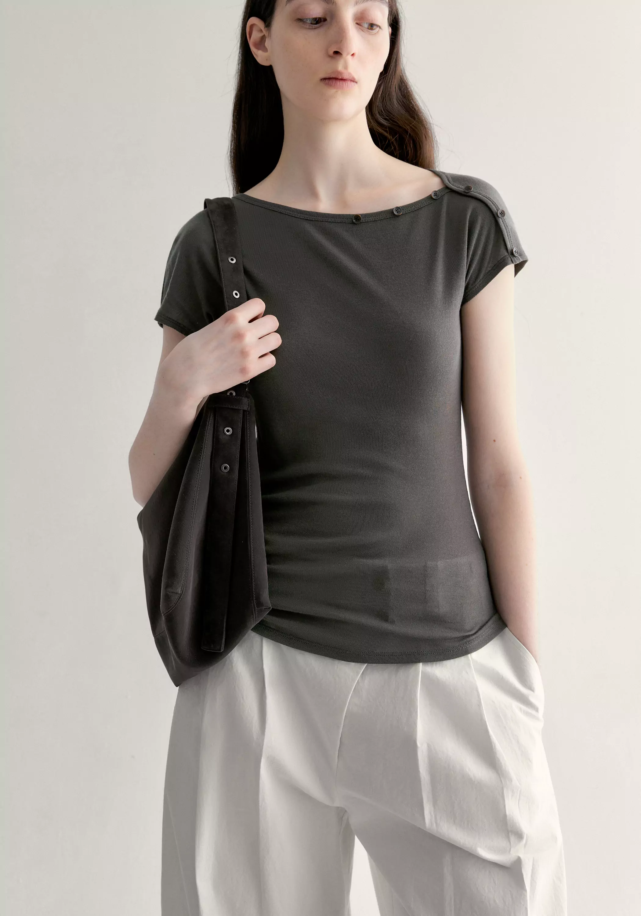 Small Belted Hobo Bag - Image 12