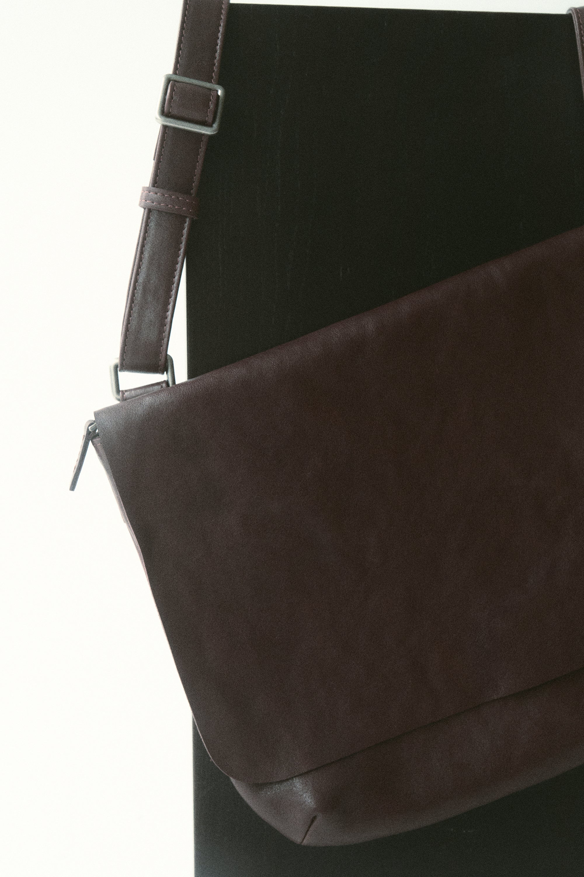 Soft Leather Bag - Image 12