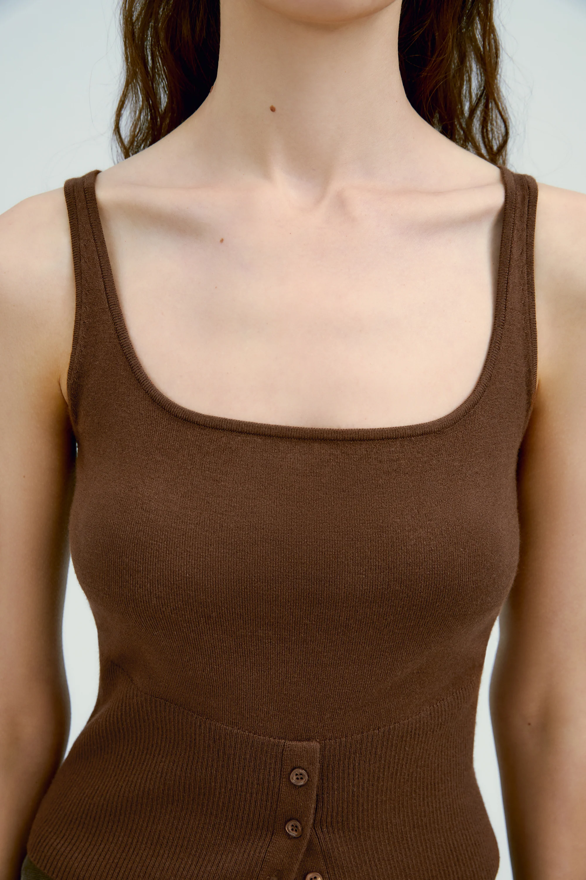 Square-neck Buttoned Tank Top - Image 14