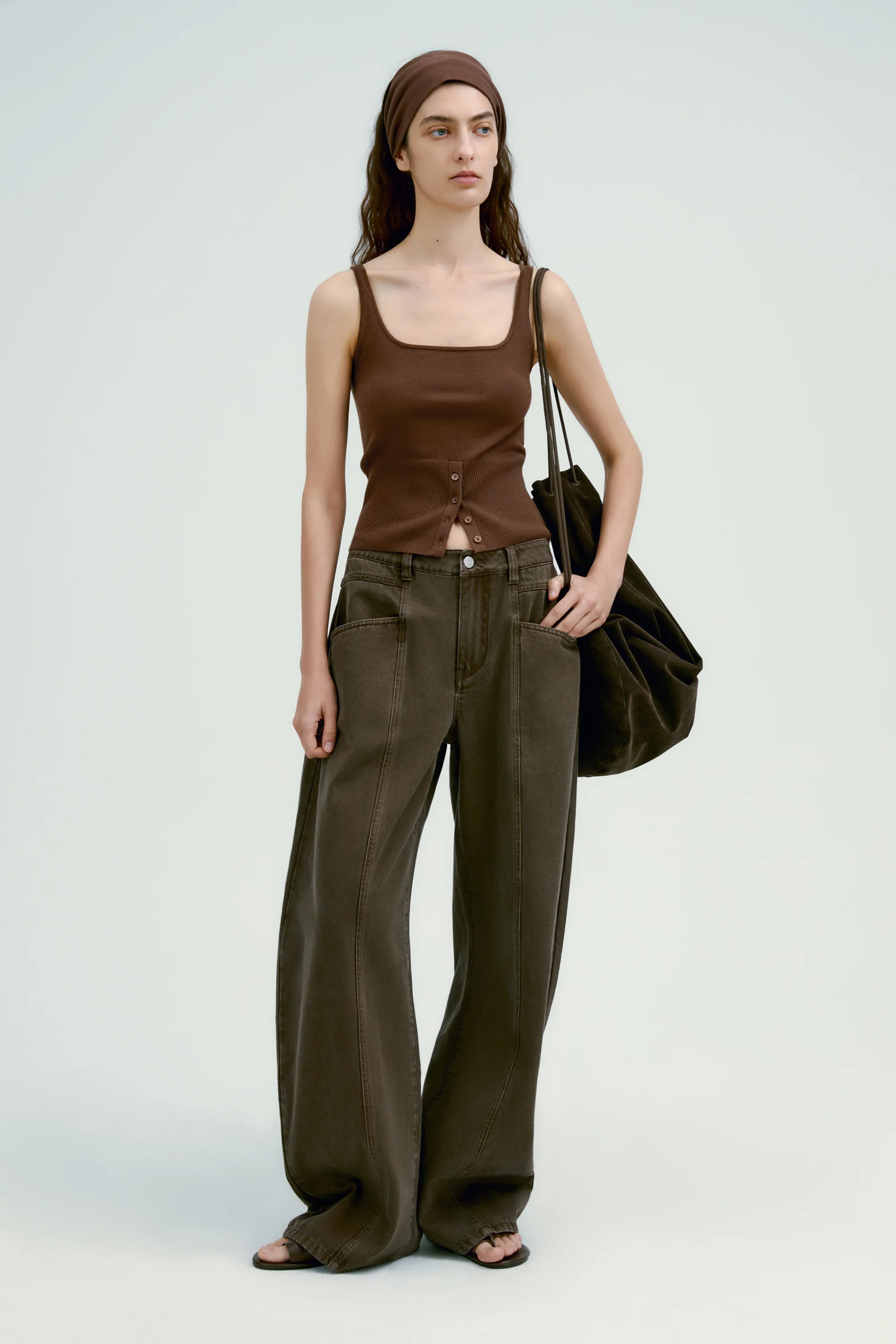 Square-neck Buttoned Tank Top - Image 18