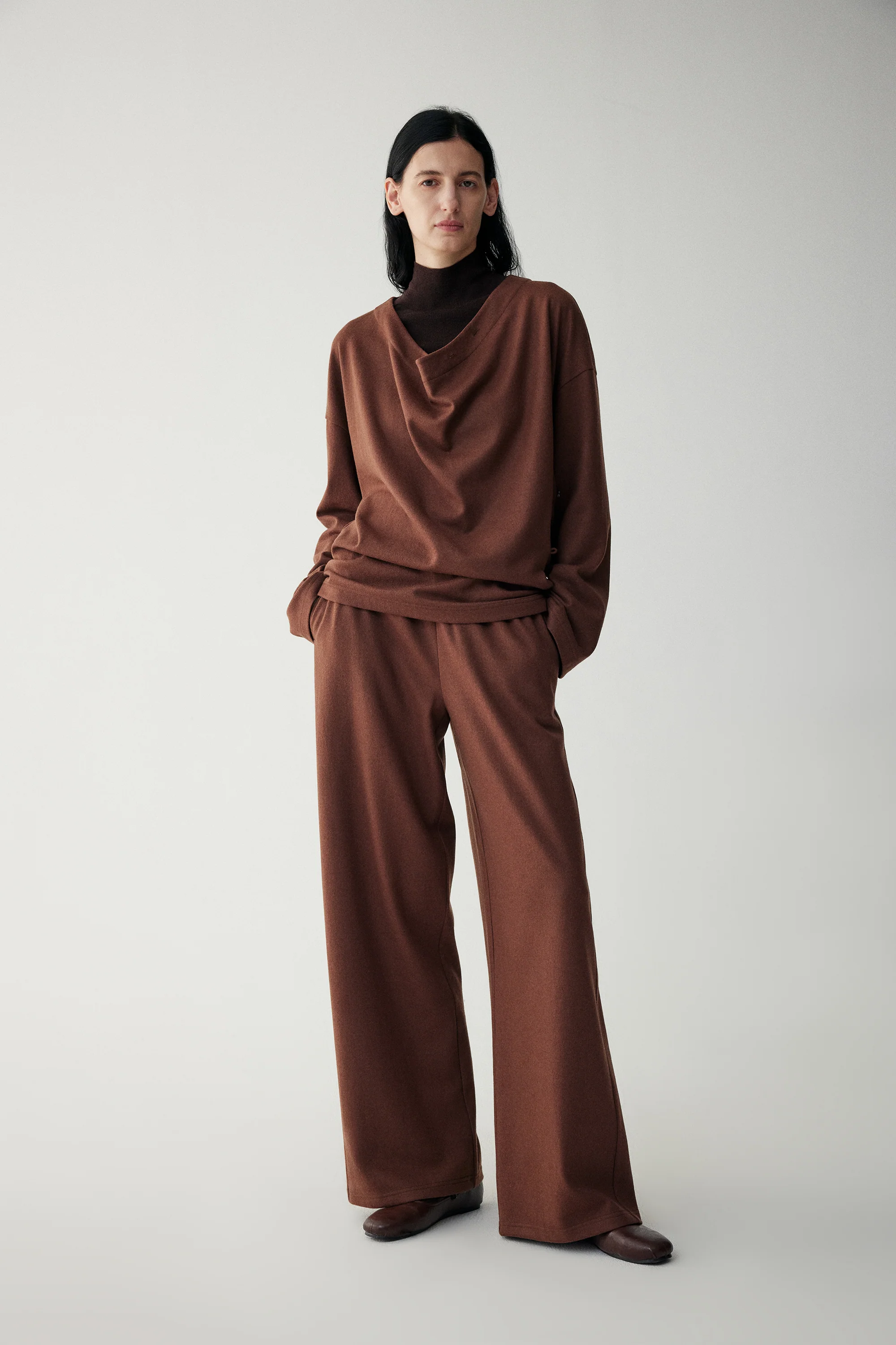 Straight-Leg Pants in Australia Merino Wool - Image 14