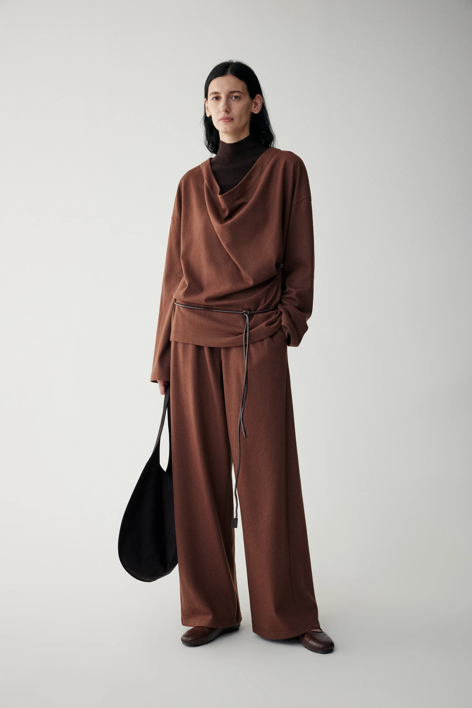 Straight-Leg Pants in Australia Merino Wool - Image 15