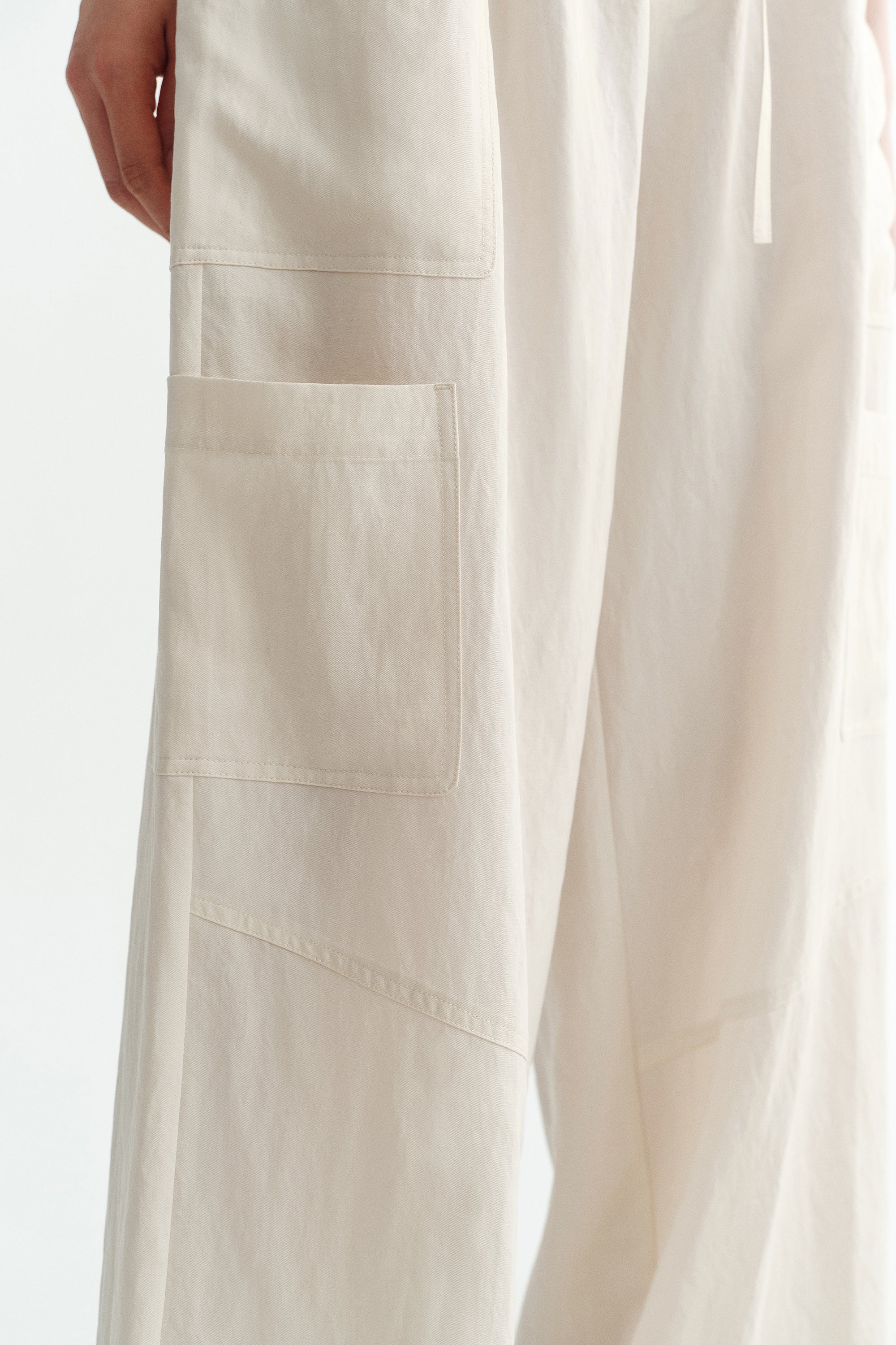 Tencel Baggy Pants - Image 17