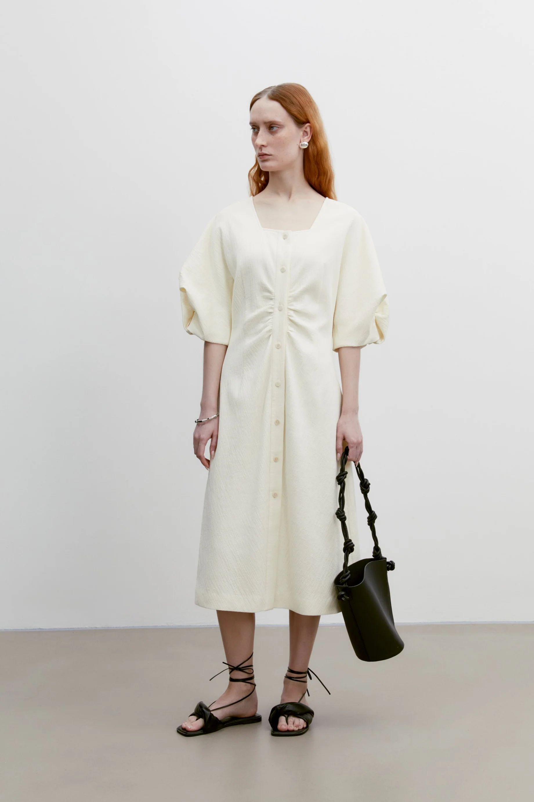 Textured Bubble-sleeve Dress - Image 11