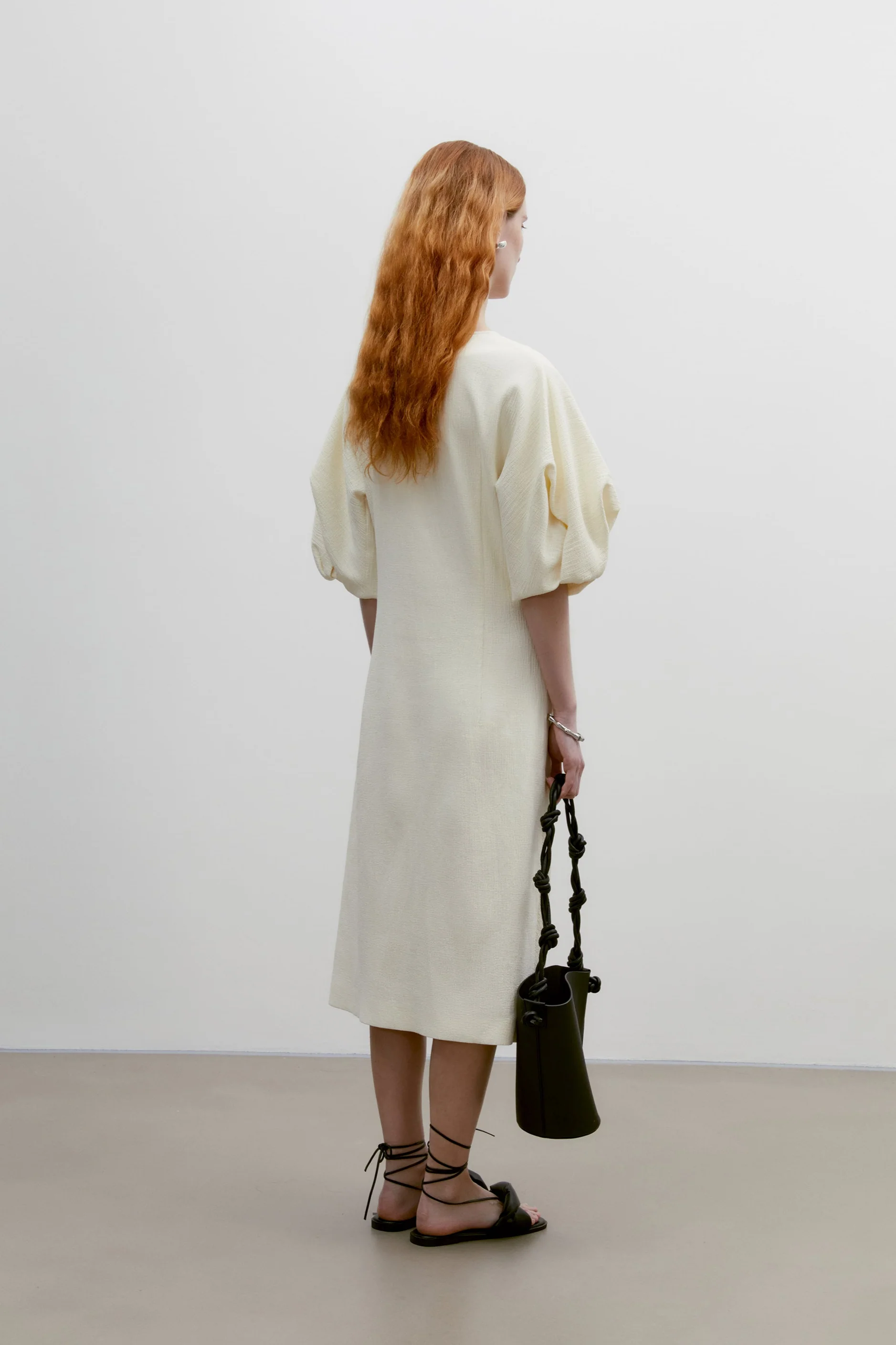 Textured Bubble-sleeve Dress - Image 12
