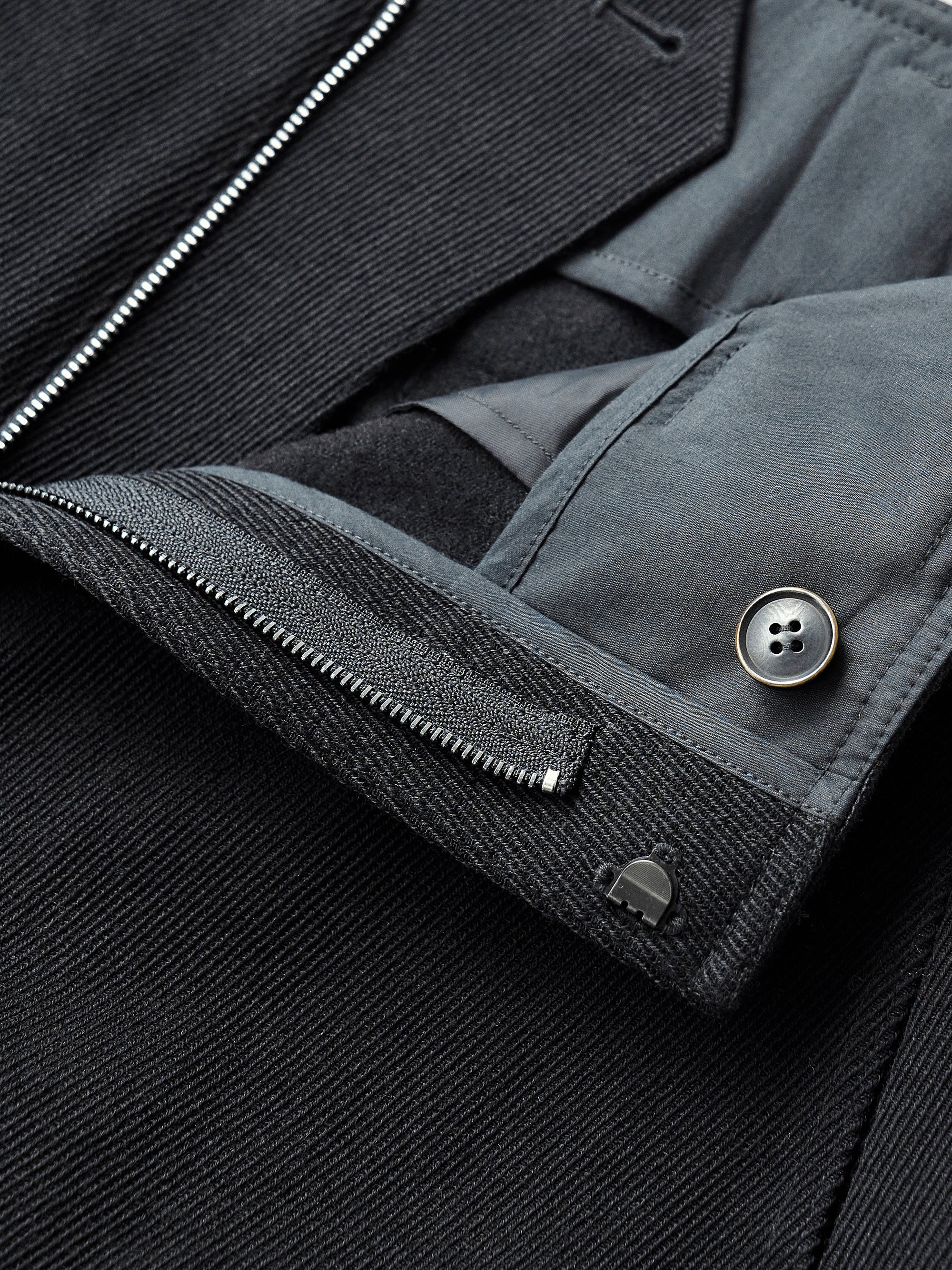 Twill Wool Barrel Pants - Image 15