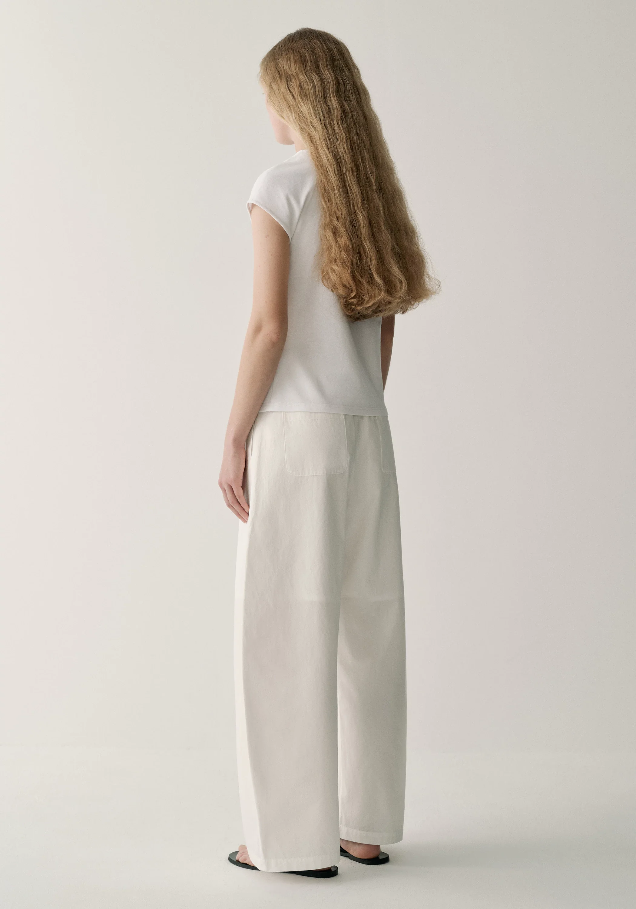 Twist-cord Cap-sleeve T-shirt - Image 14