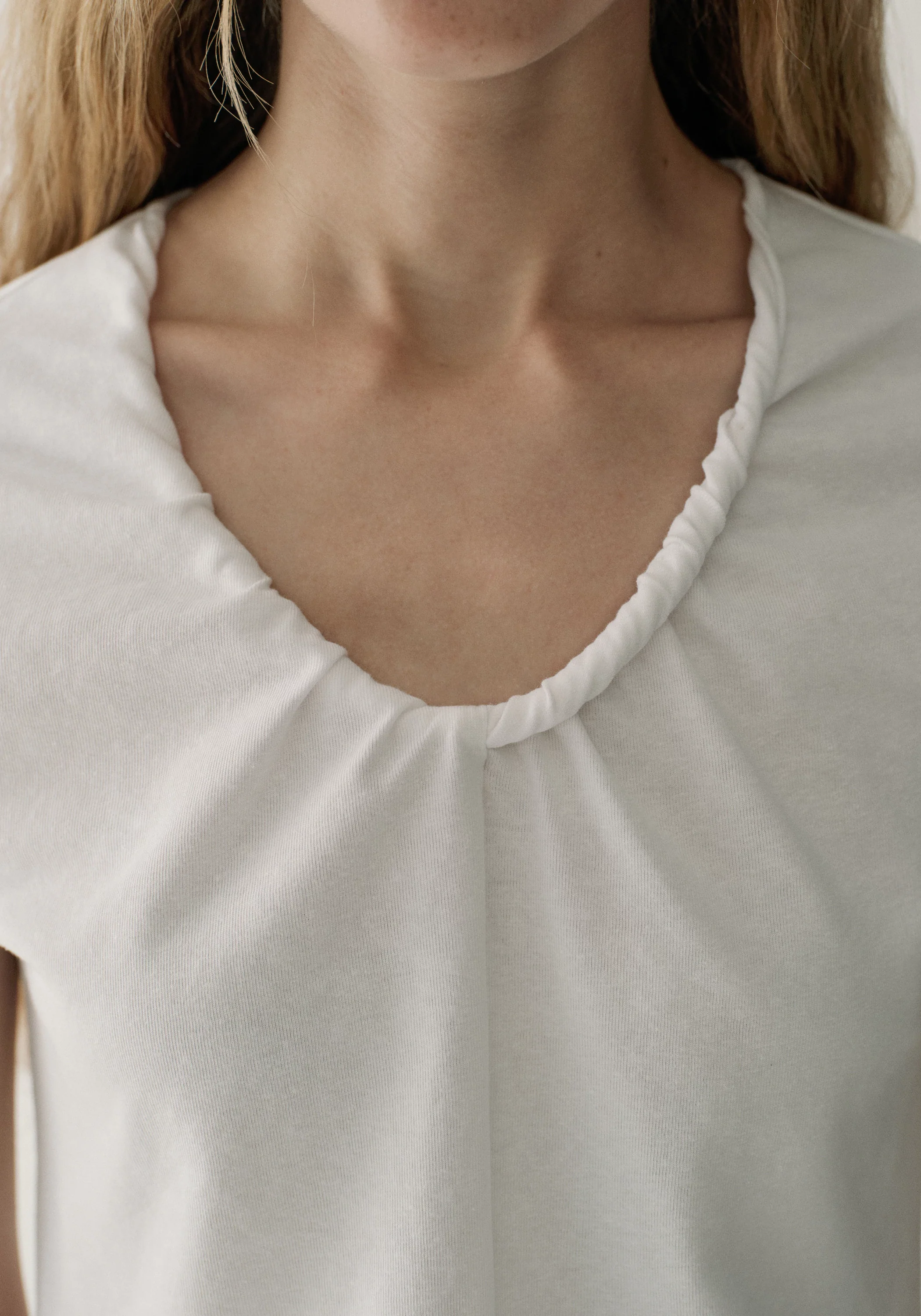 Twist-cord Cap-sleeve T-shirt - Image 16
