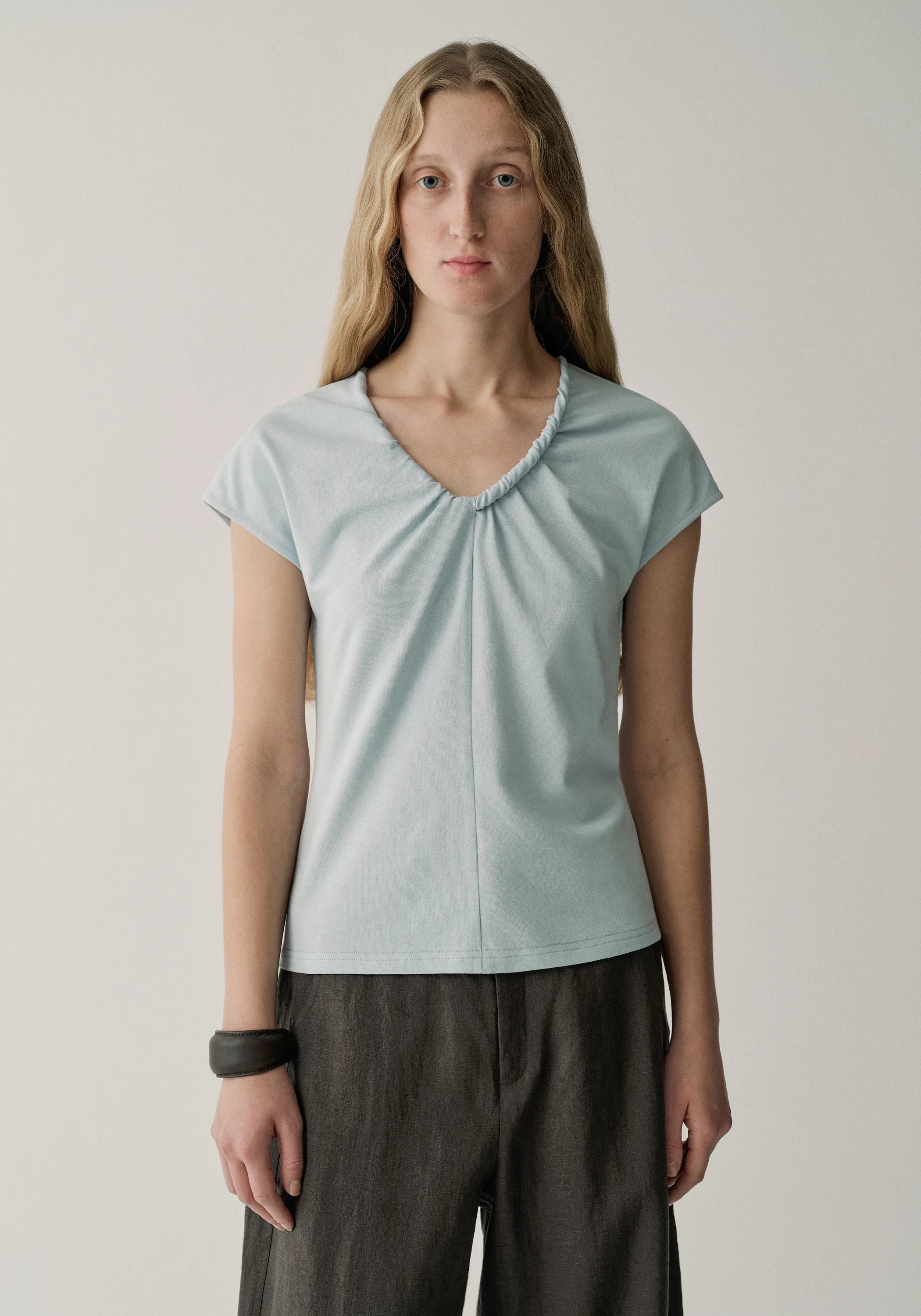 Twist-cord Cap-sleeve T-shirt - Image 18