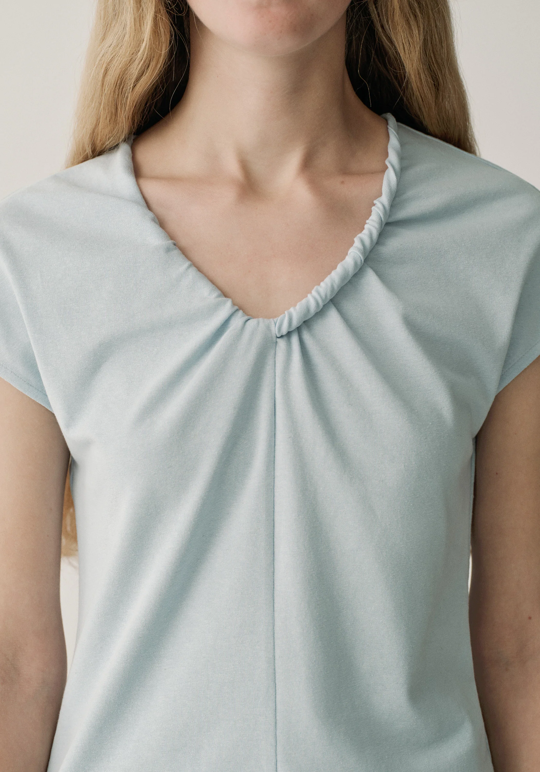 Twist-cord Cap-sleeve T-shirt - Image 23