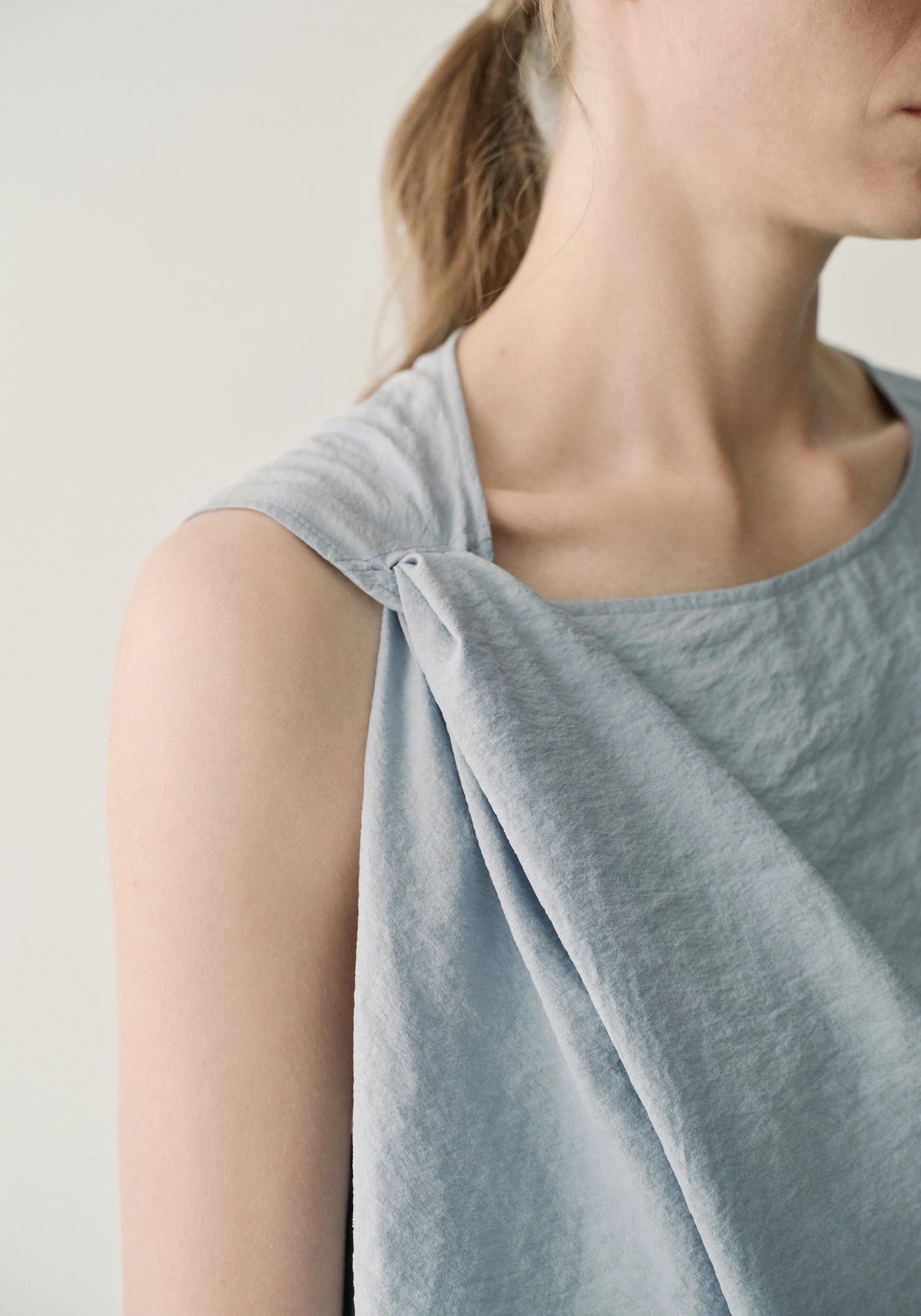 Twist-knot Layered Dress - Image 14